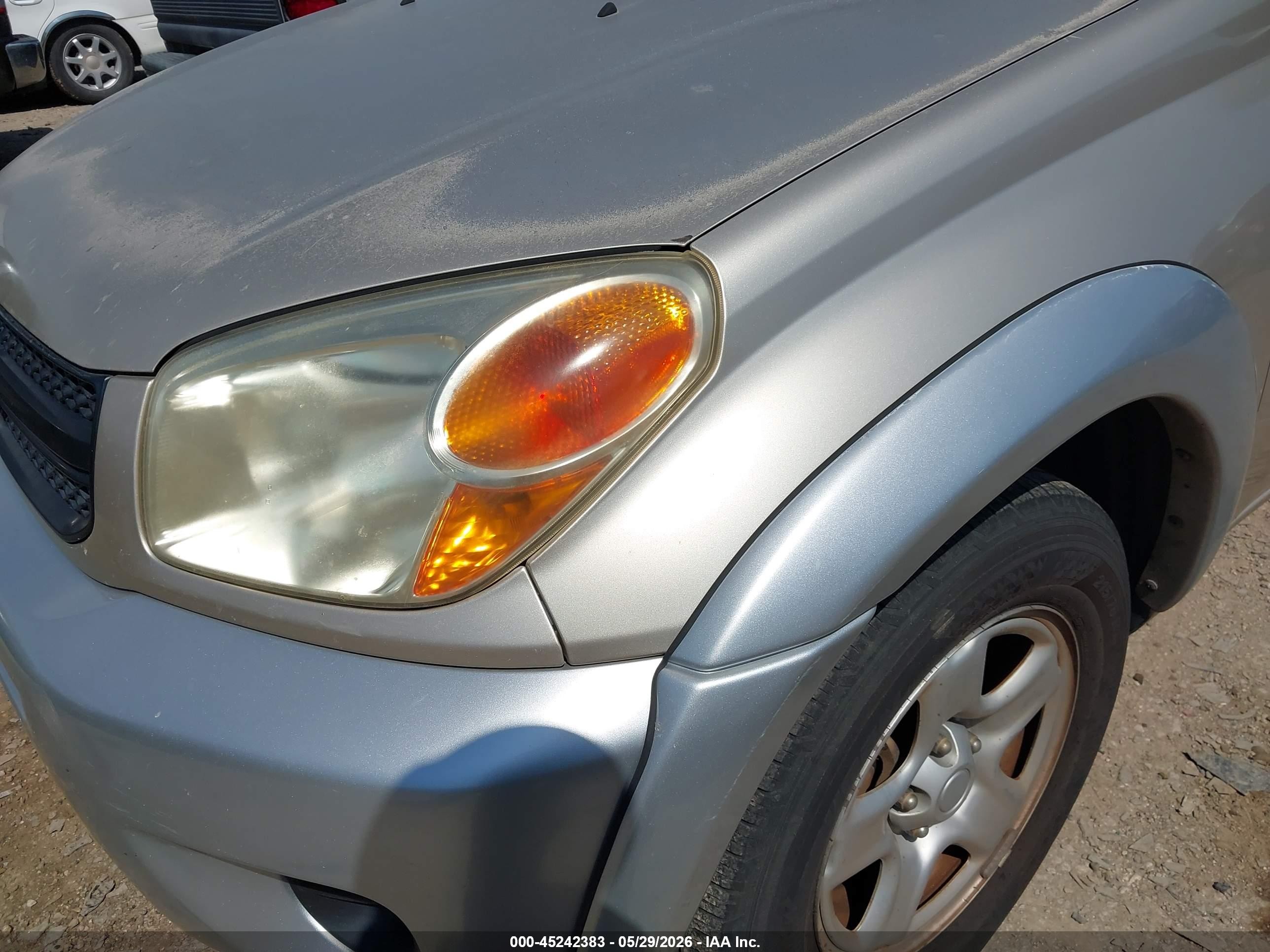 2004 Toyota Rav4   Gold vin: JTEGD20V840035316