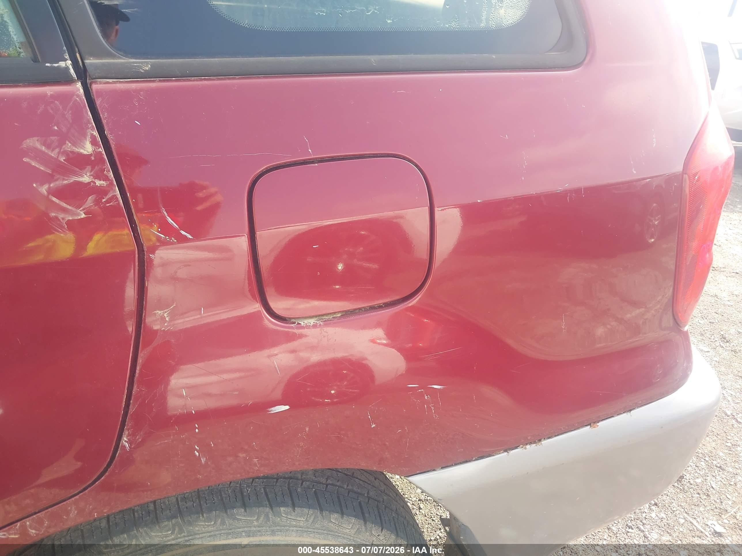 2005 Toyota Rav4   Maroon vin: JTEGD20V850049296