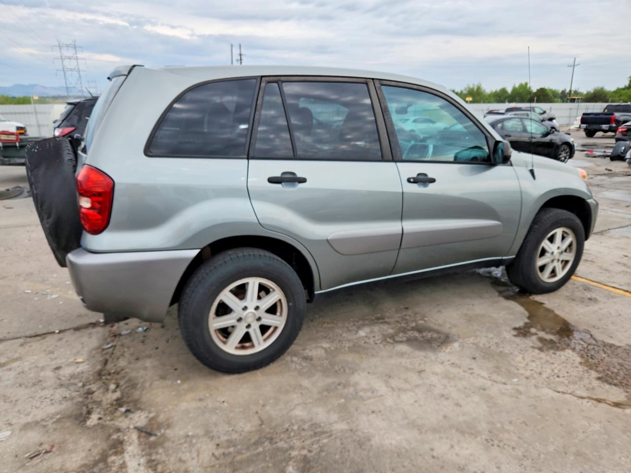 2005 Toyota Rav4 Base Silver vin: JTEGD20V850085683