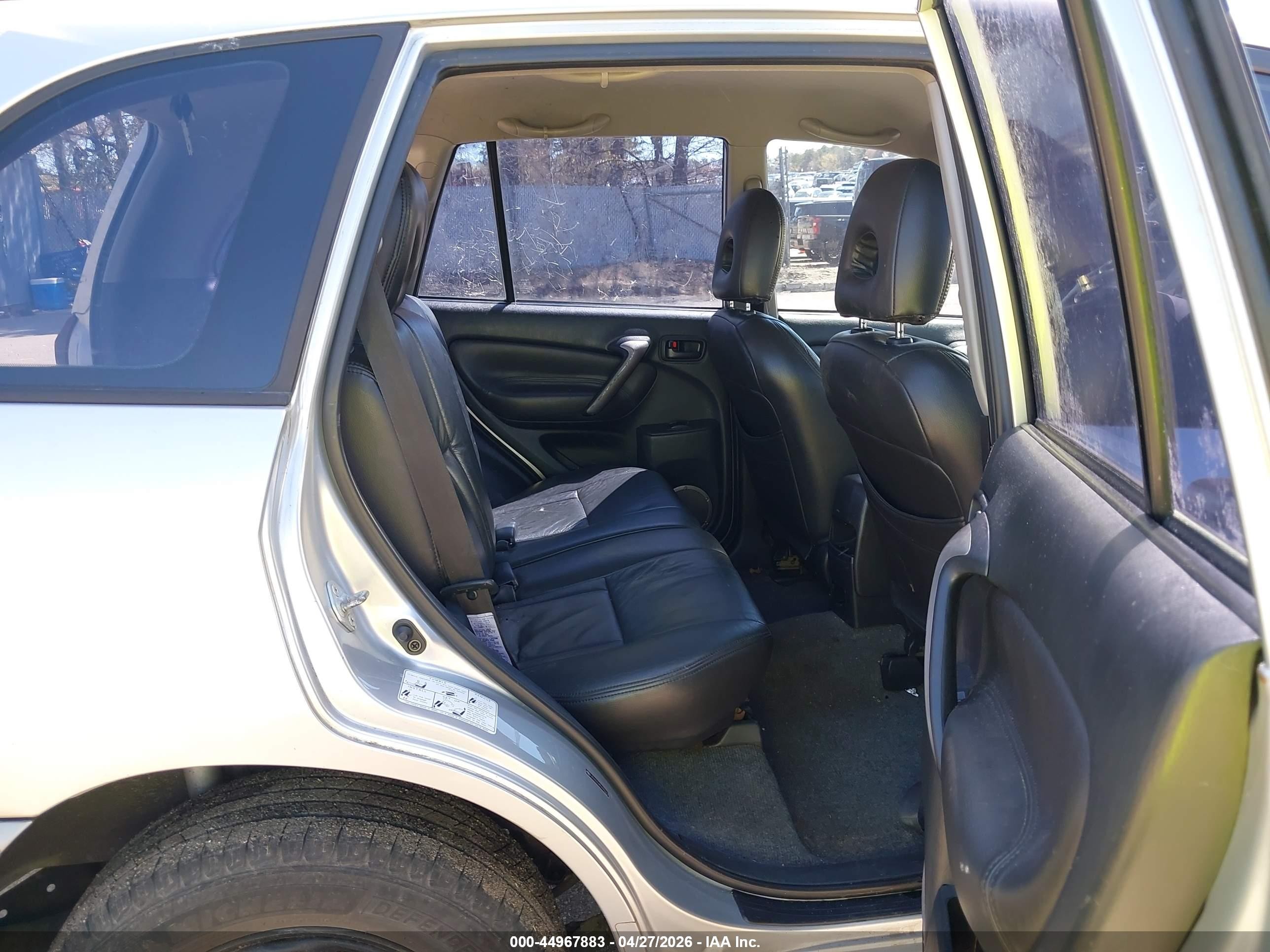 2005 Toyota Rav4 Серебряный vin: JTEGD20V856002217