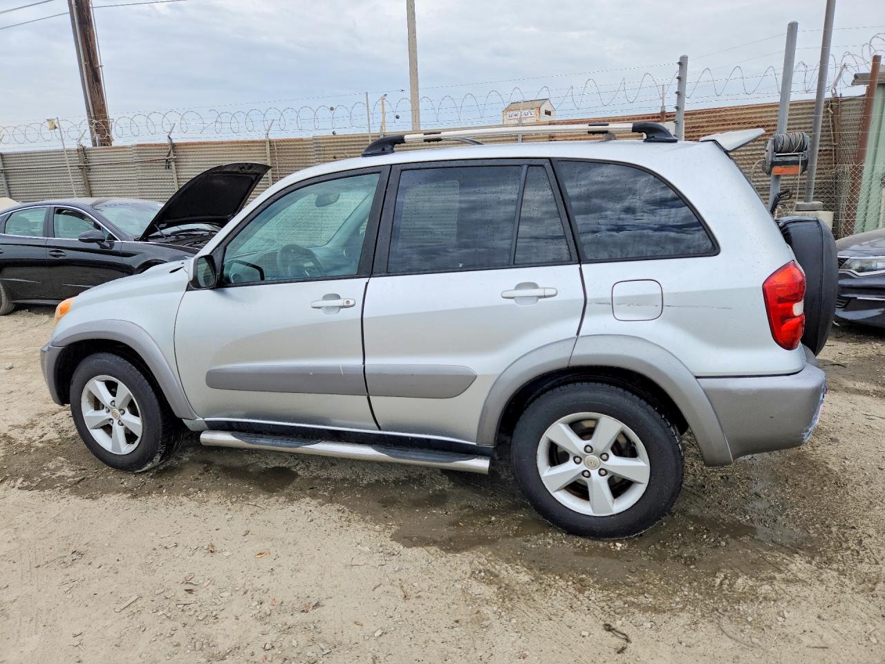 2004 Toyota Rav4 Base Серебряный vin: JTEGD20V940003023