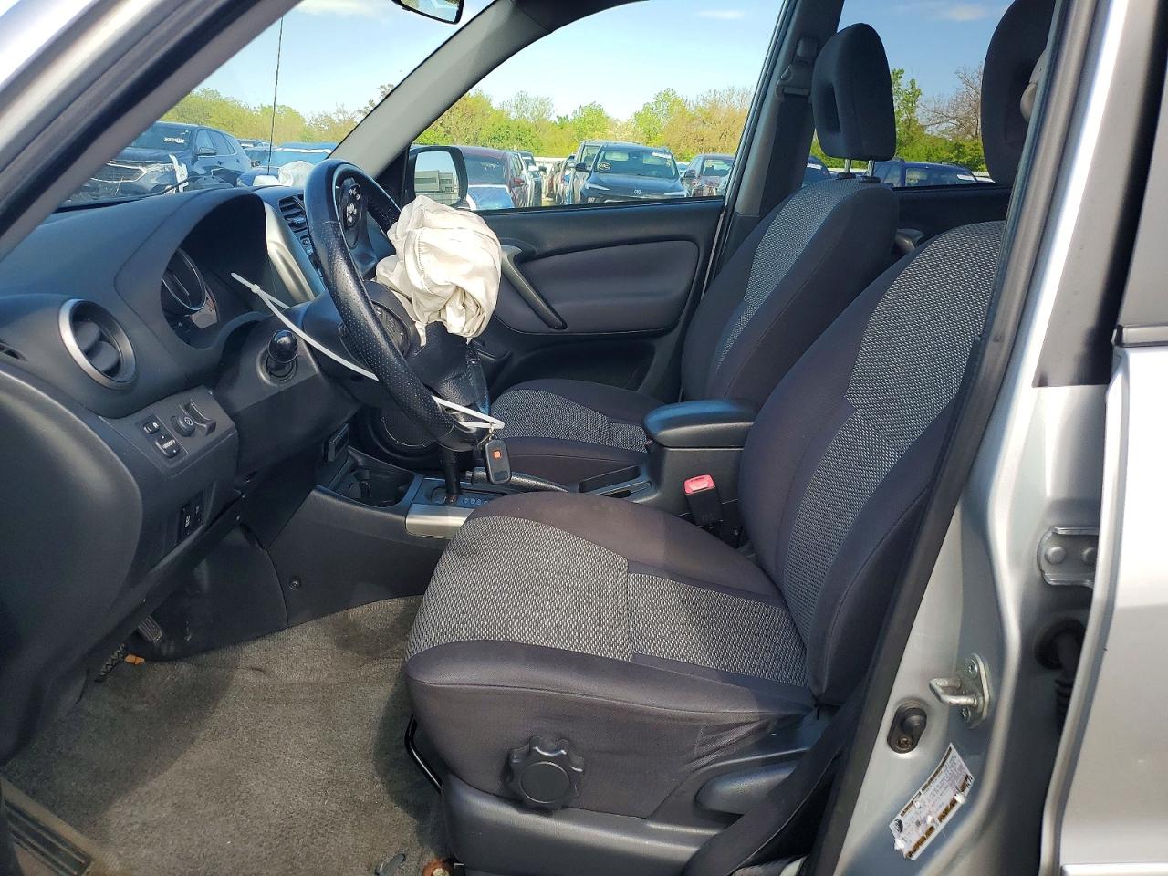 2004 Toyota Rav4 Base Серебряный vin: JTEGD20V940018296