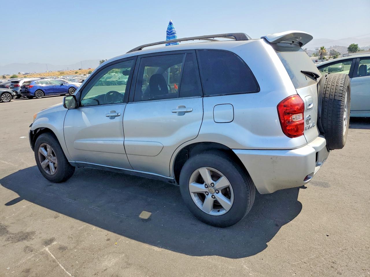 2005 Toyota Rav4 Base Silver vin: JTEGD20V950066480