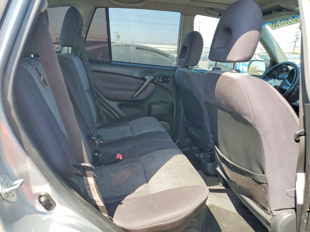 2005 Toyota Rav4 Base Silver vin: JTEGD20V950066480