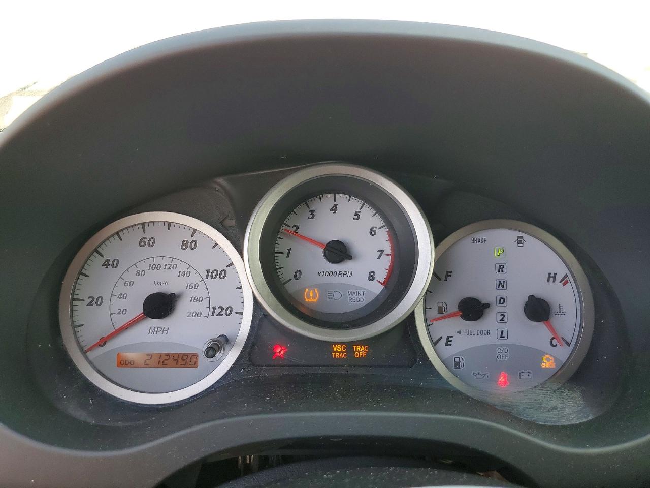 2005 Toyota Rav4 Base Silver vin: JTEGD20V950066480
