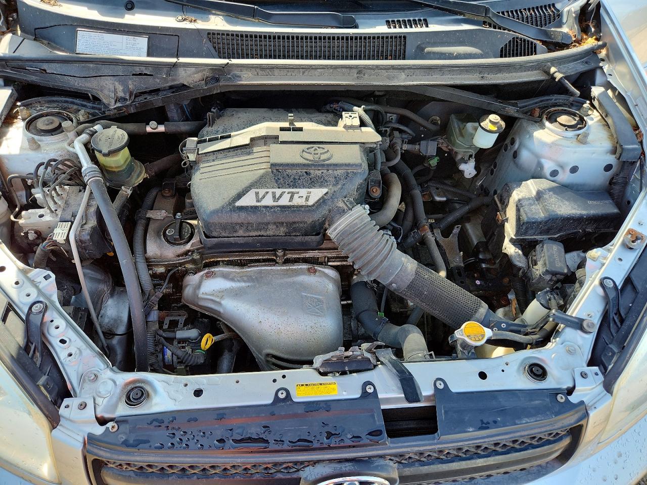 2004 Toyota Rav4 Base Silver vin: JTEGD20VX40018744