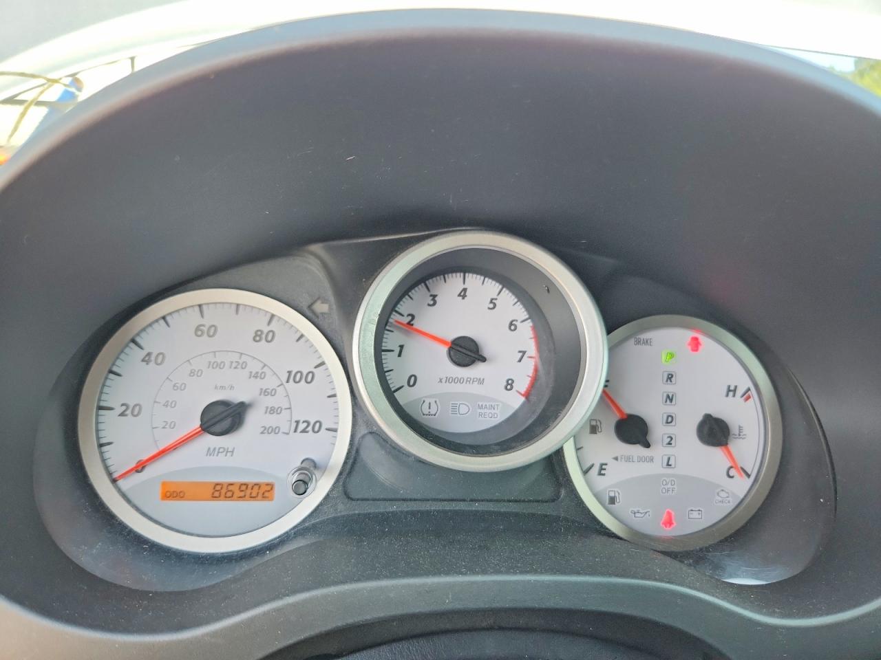2004 Toyota Rav4 Base Silver vin: JTEGD20VX40018744
