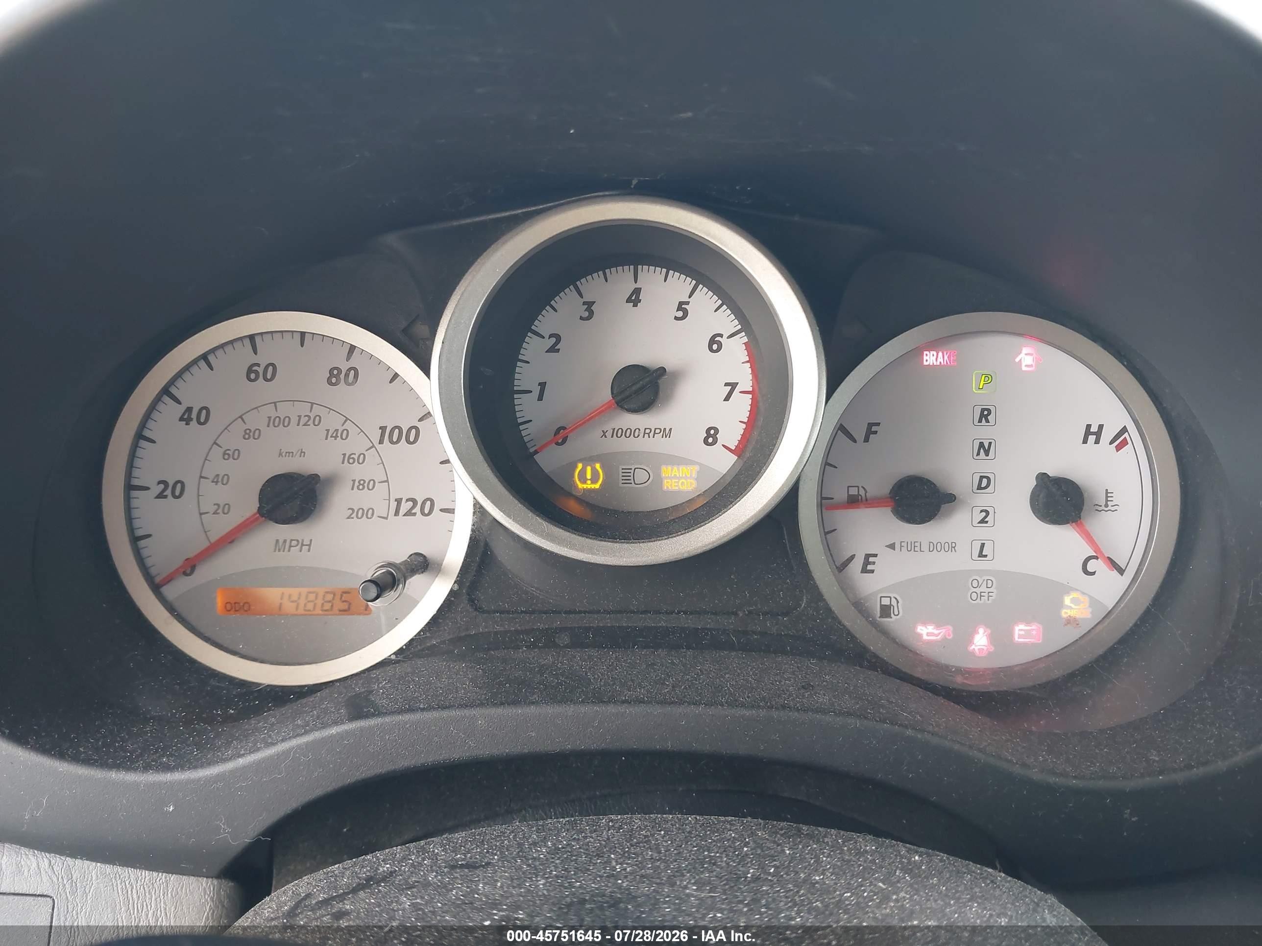 2005 Toyota Rav4   Silver vin: JTEGD20VX50070263