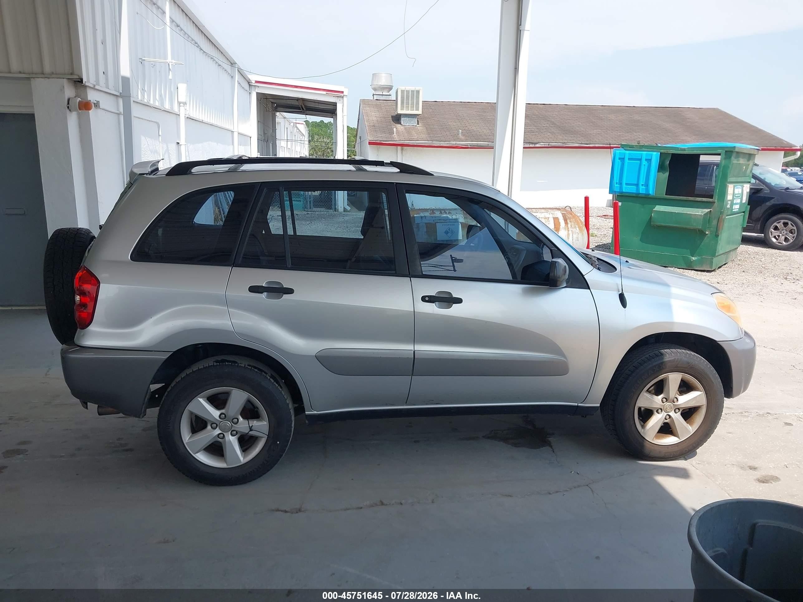2005 Toyota Rav4   Silver vin: JTEGD20VX50070263
