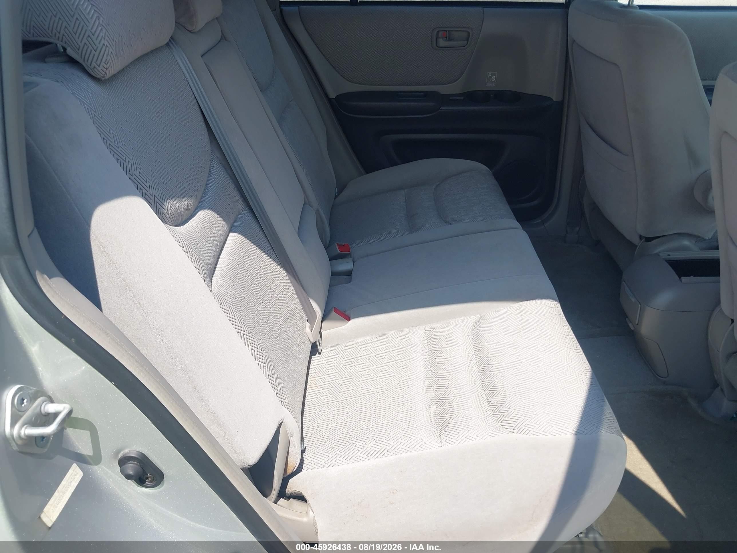 2002 Toyota Highlander   Серебряный vin: JTEGD21A020043242