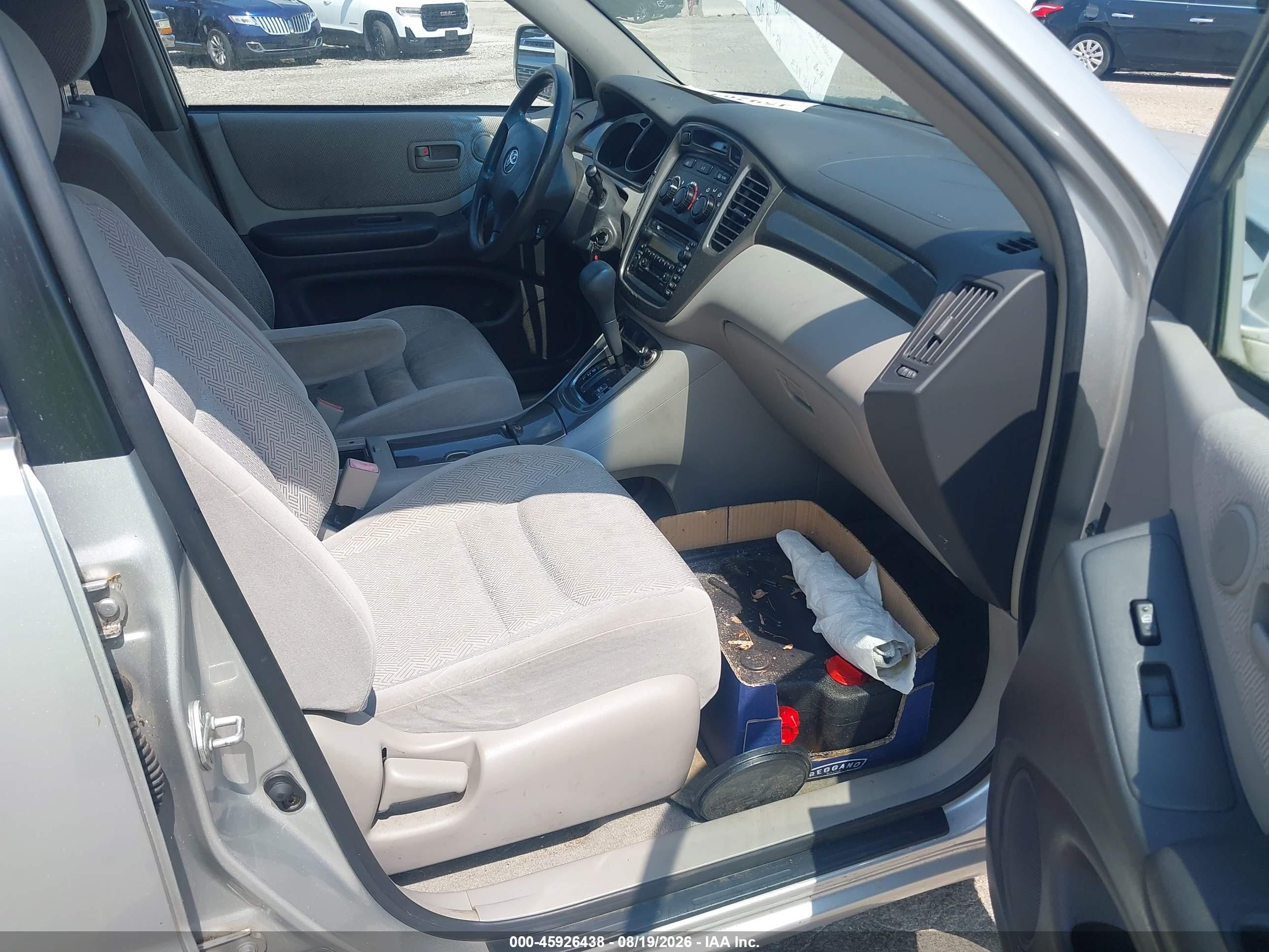 2002 Toyota Highlander   Серебряный vin: JTEGD21A020043242