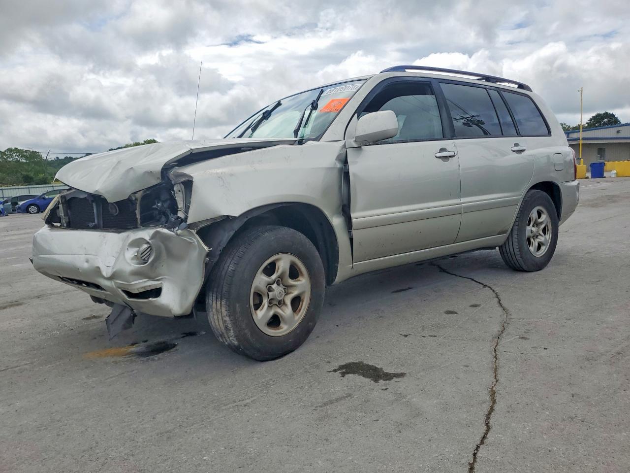 2004 Toyota Highlander Base Silver vin: JTEGD21A140077385
