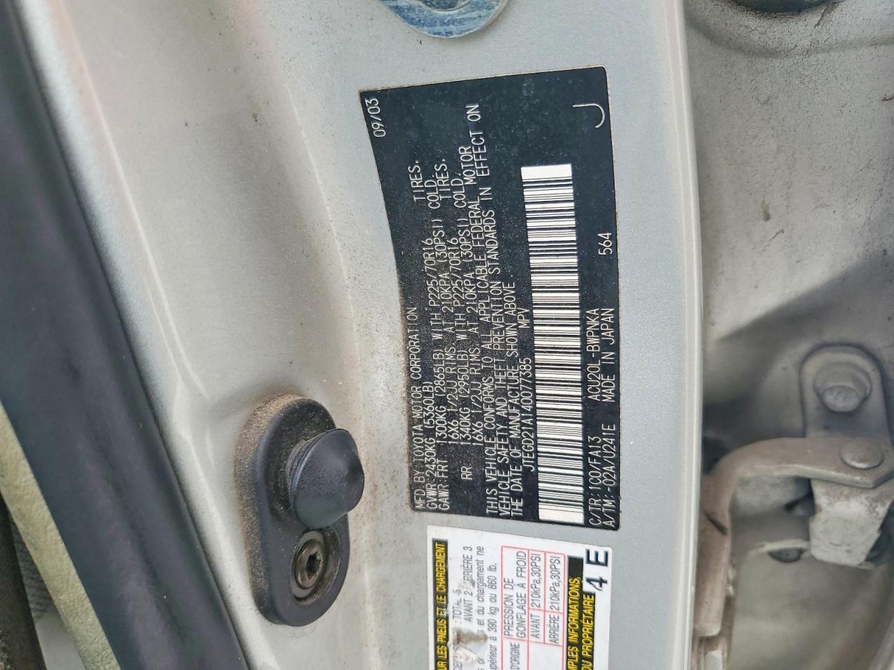 2004 Toyota Highlander Base Silver vin: JTEGD21A140077385