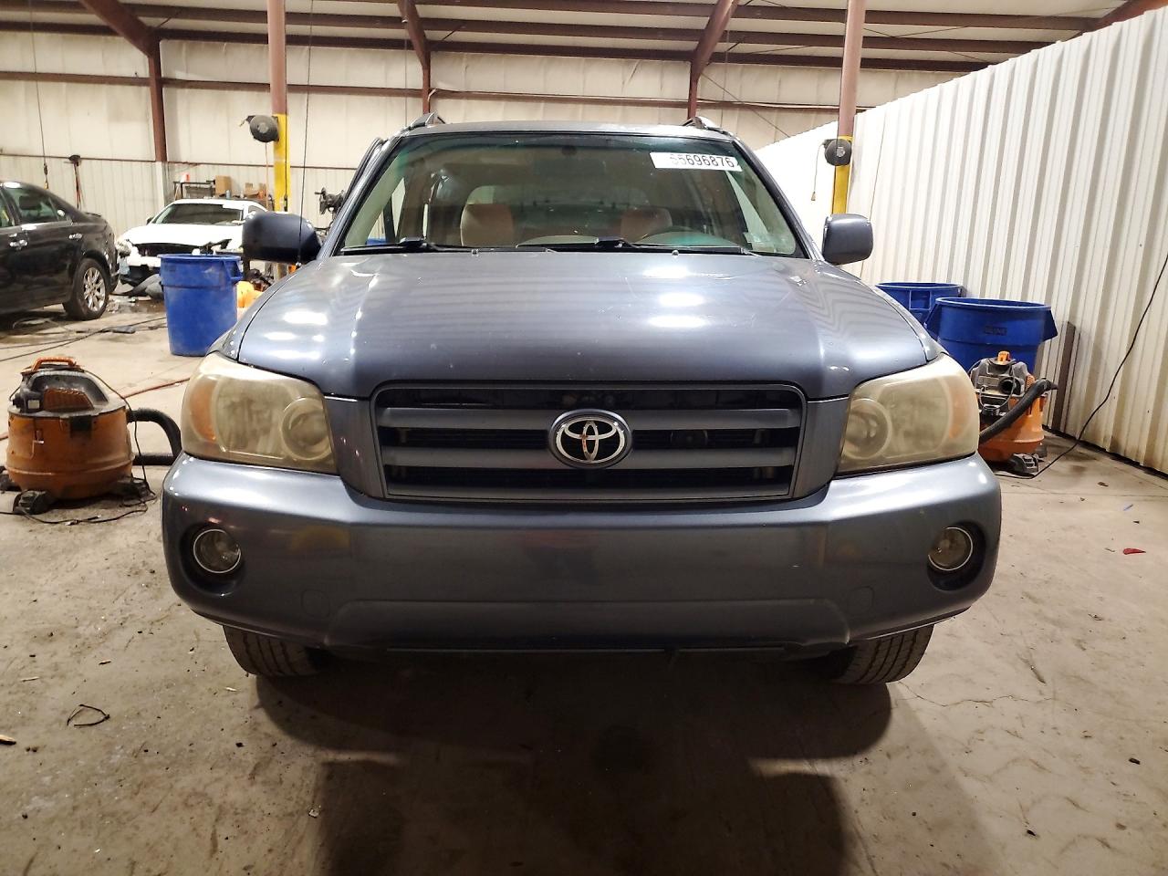 2007 Toyota Highlander Base Blue vin: JTEGD21A170156799