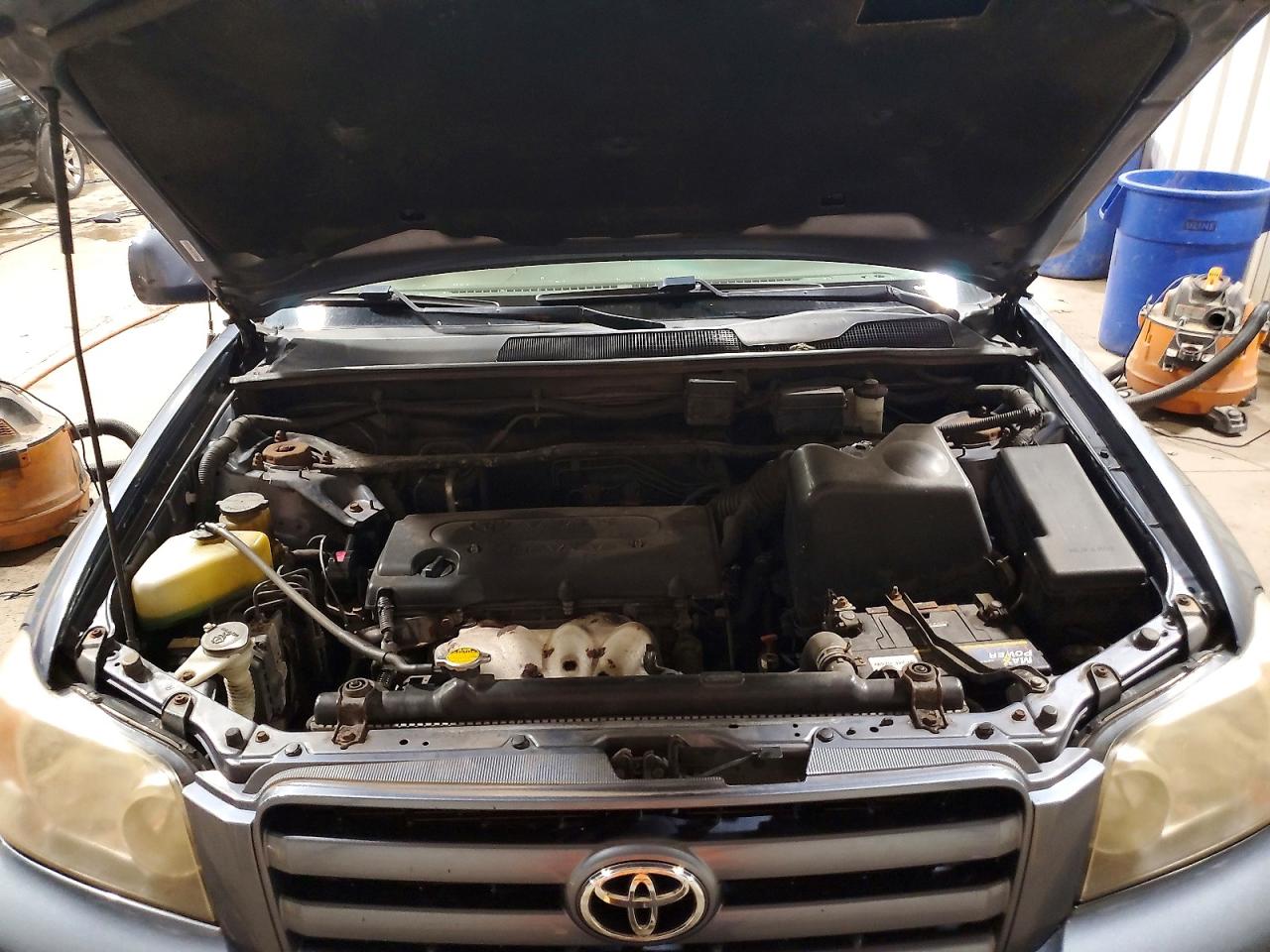 2007 Toyota Highlander Base Blue vin: JTEGD21A170156799