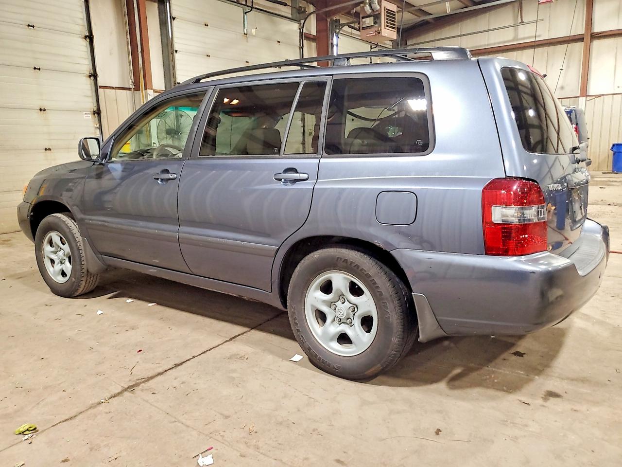 2007 Toyota Highlander Base Blue vin: JTEGD21A170156799