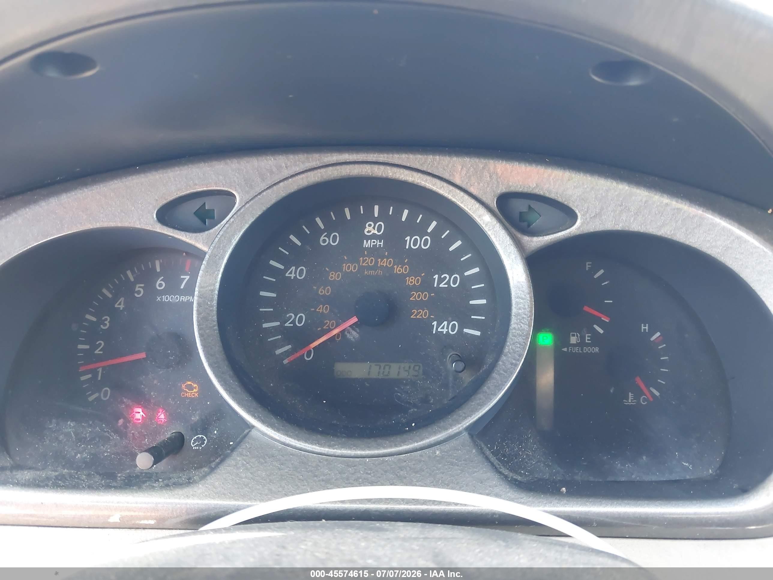 2003 Toyota Highlander   Champagne vin: JTEGD21A230054986