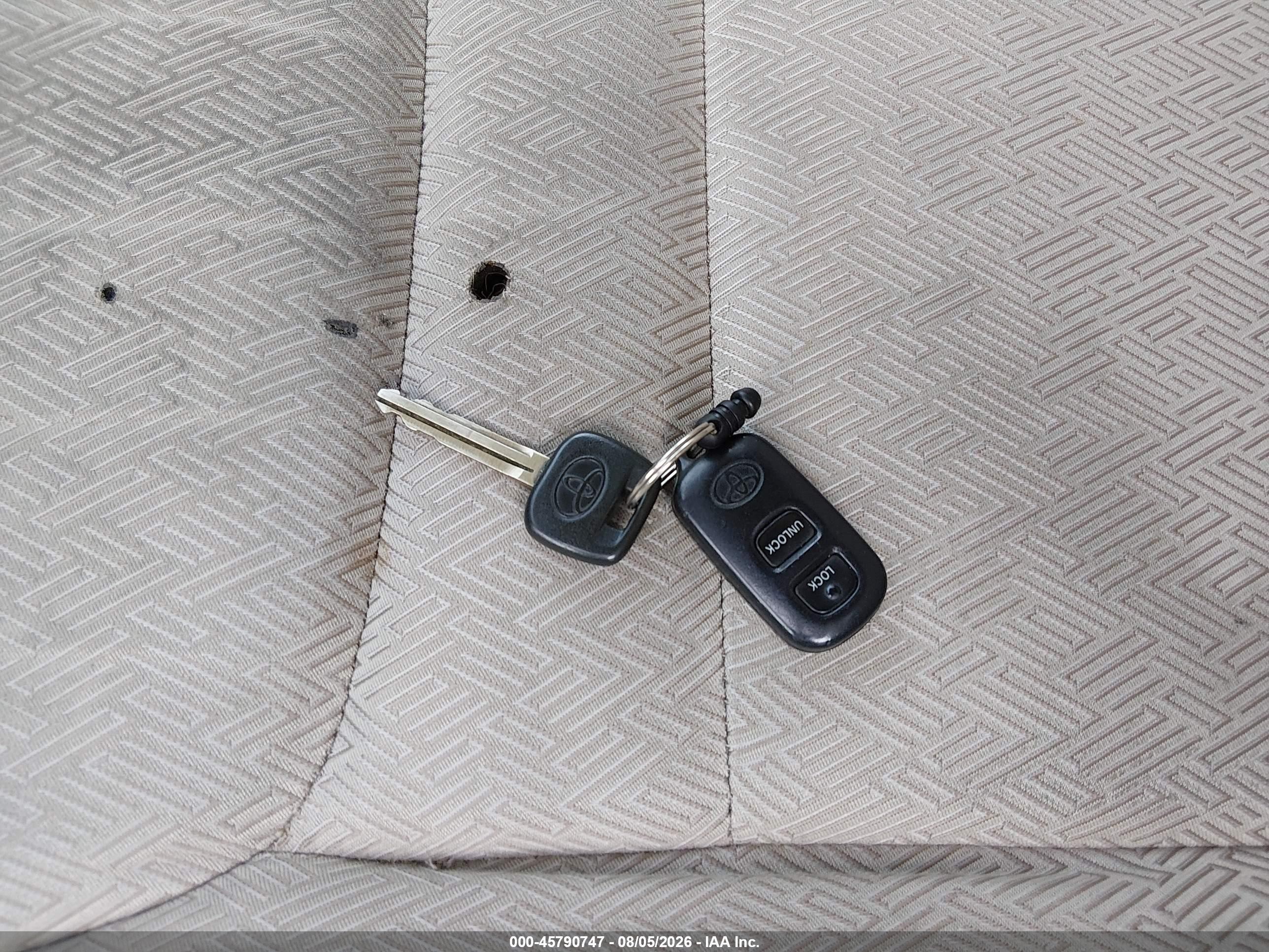 2003 Toyota Highlander Cream vin: JTEGD21A230058794