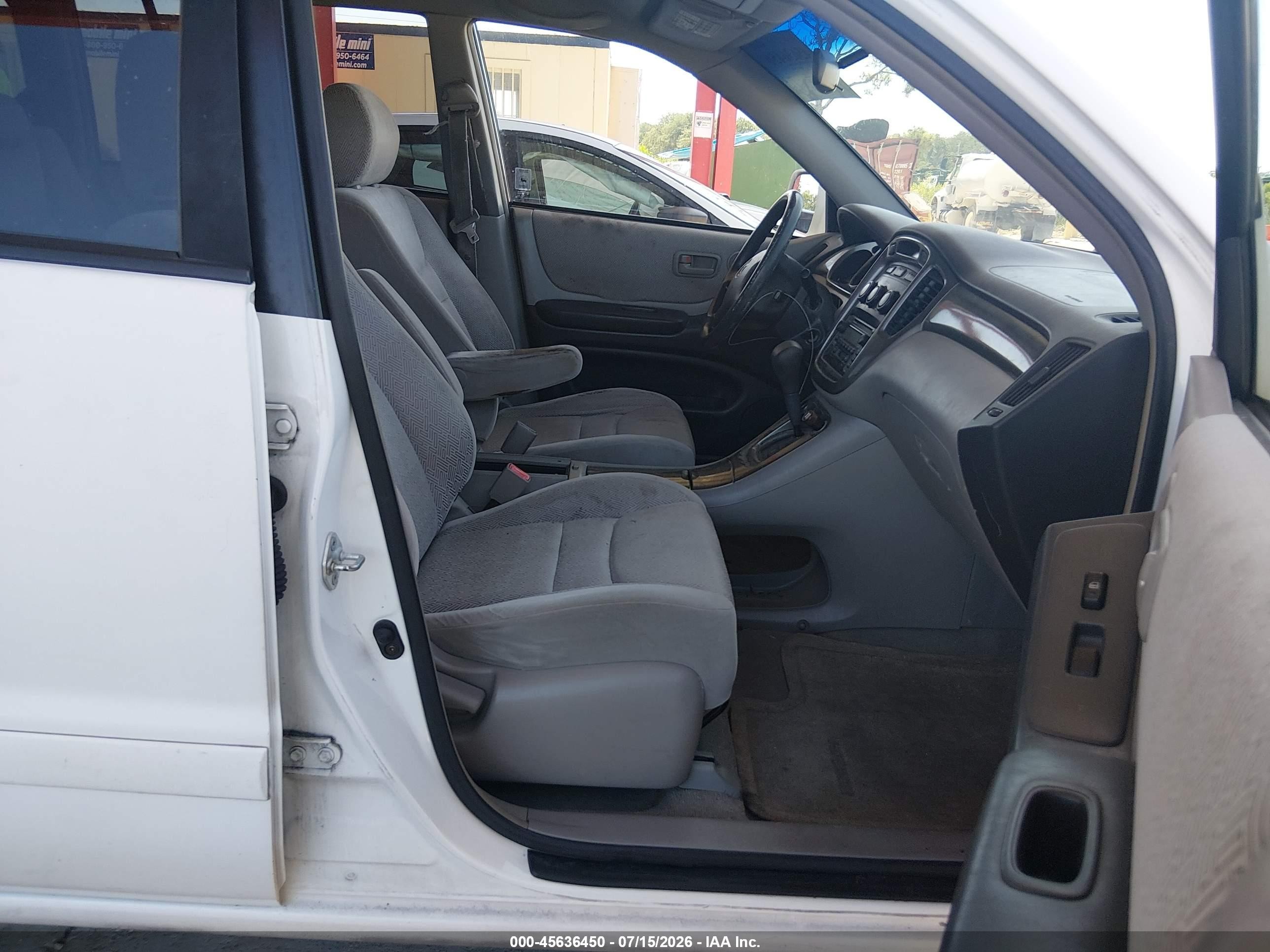 2003 Toyota Highlander   White vin: JTEGD21A230072033