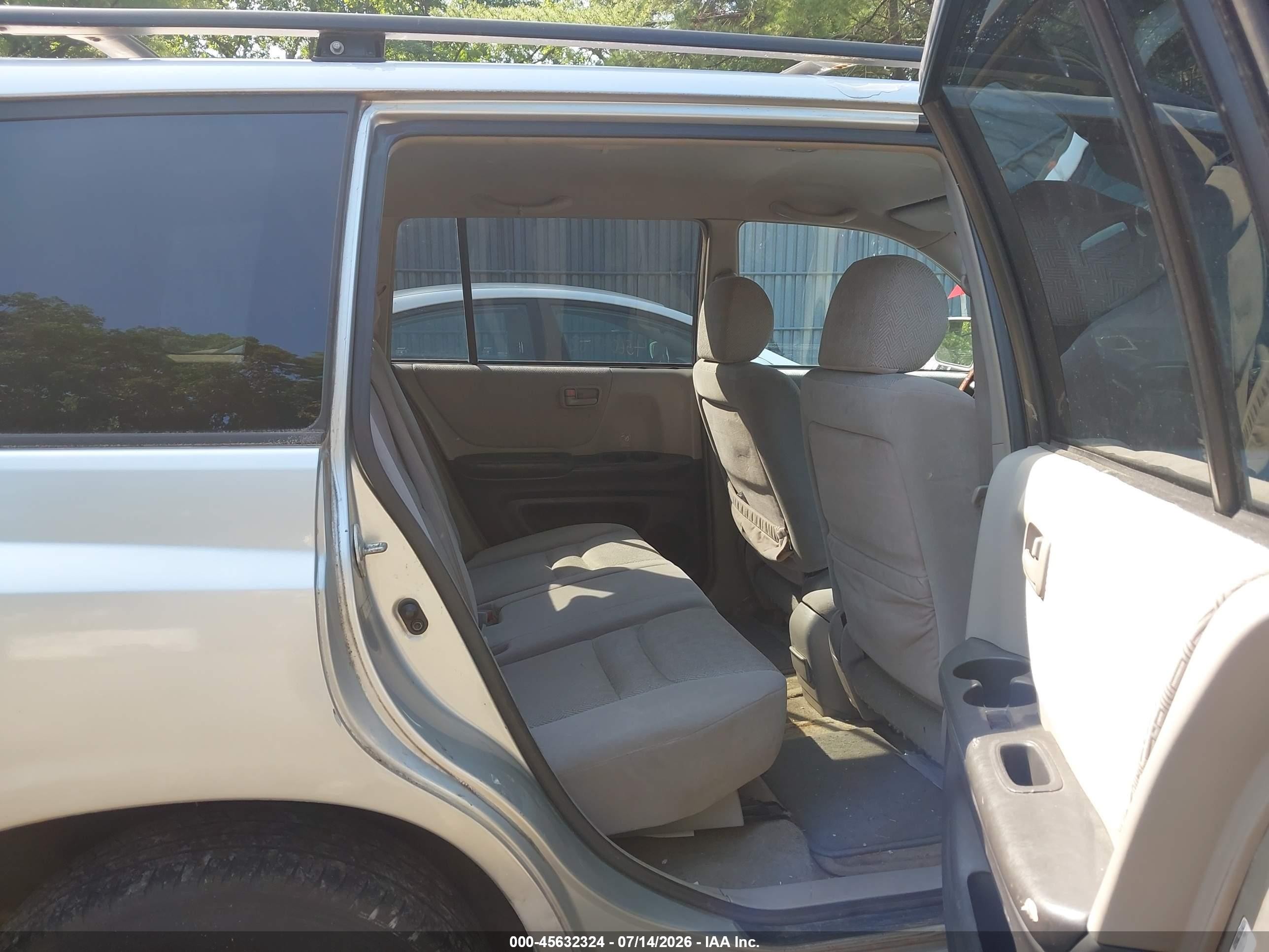 2001 Toyota Highlander   Silver vin: JTEGD21A310009746