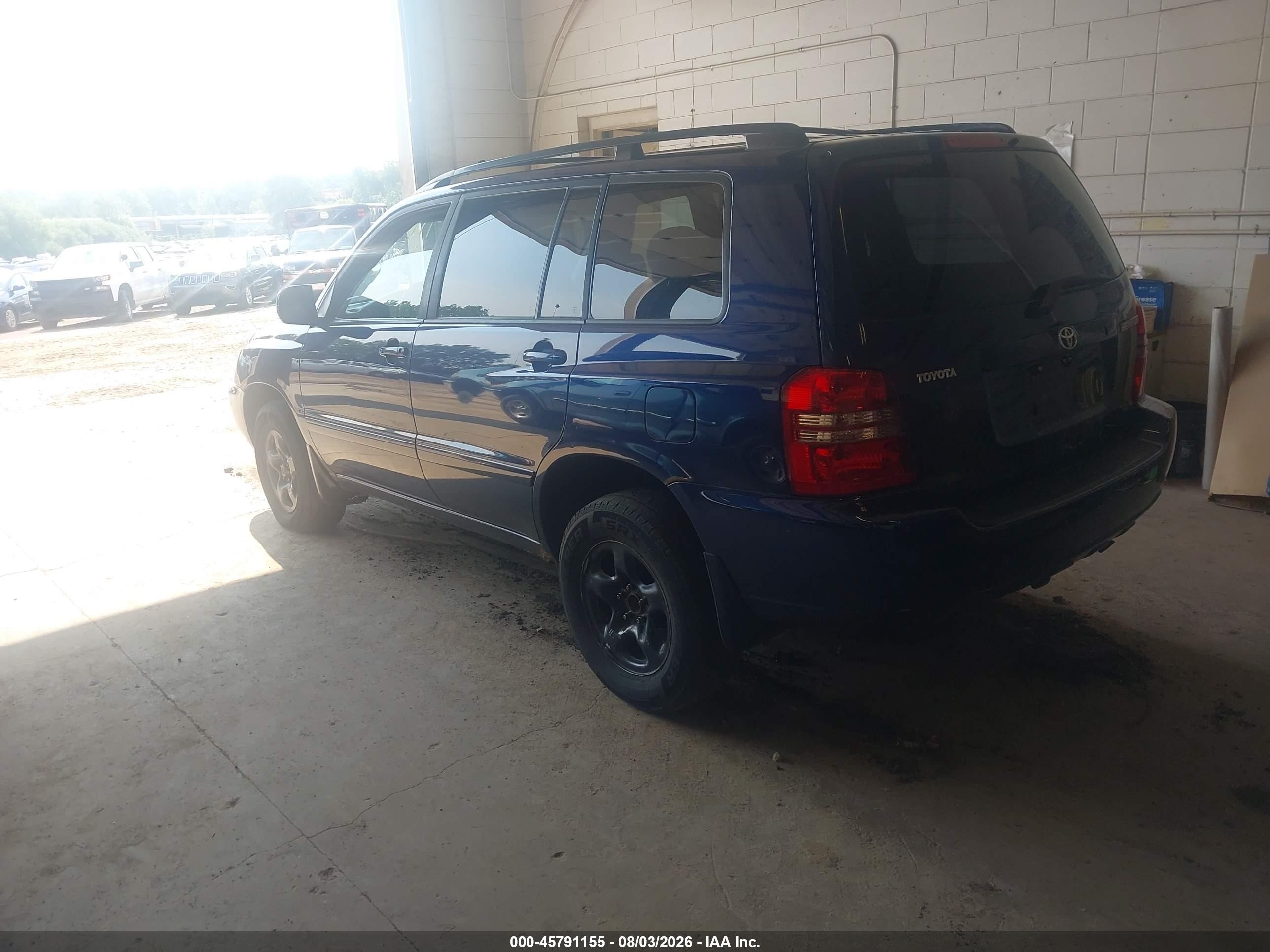 2003 Toyota Highlander   Blue vin: JTEGD21A330048968