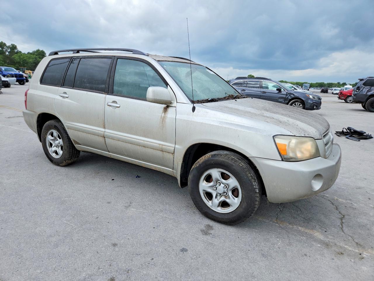 2005 Toyota Highlander Base Silver vin: JTEGD21A350125485