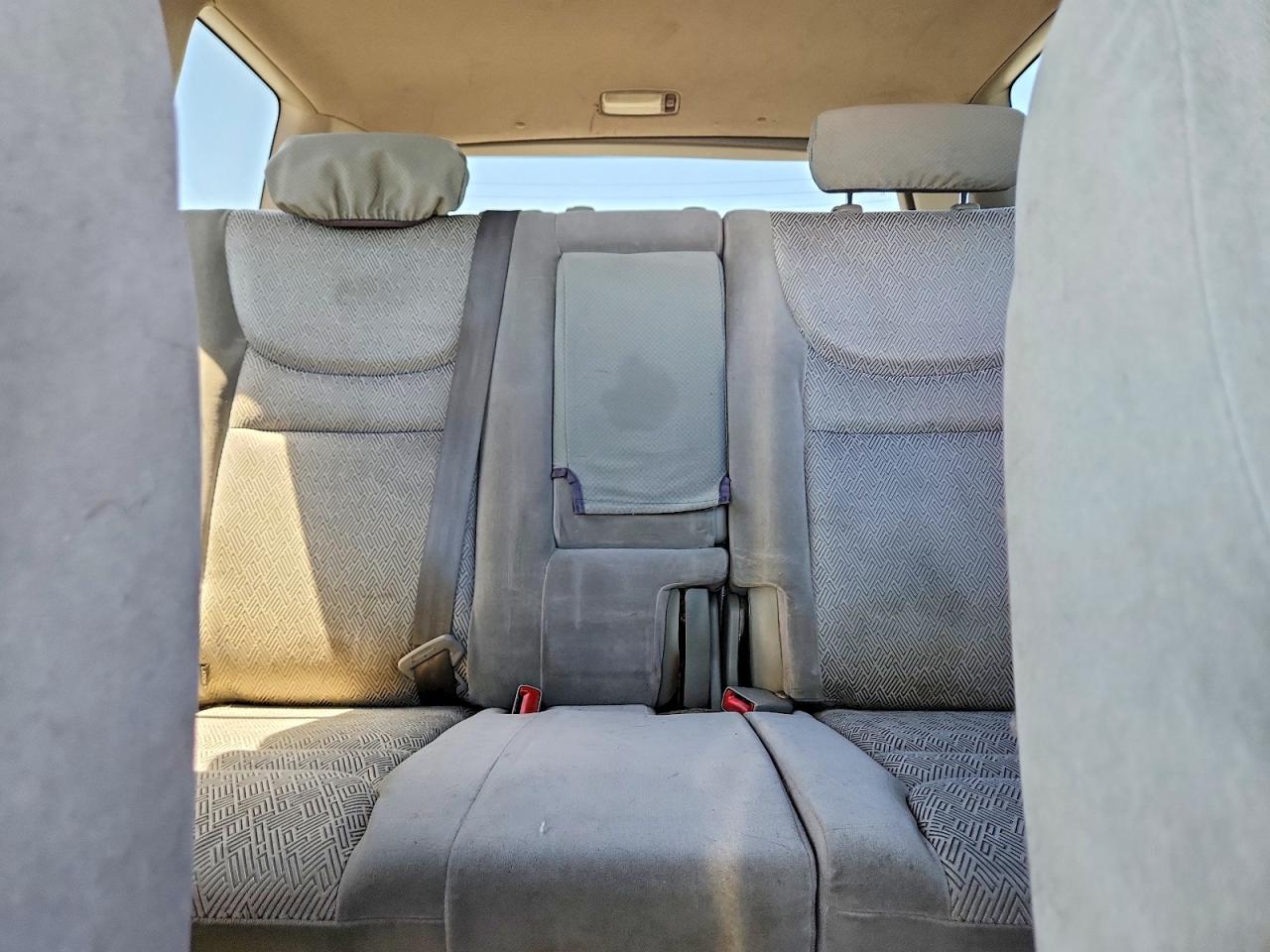 2003 Toyota Highlander Base Silver vin: JTEGD21A430066475