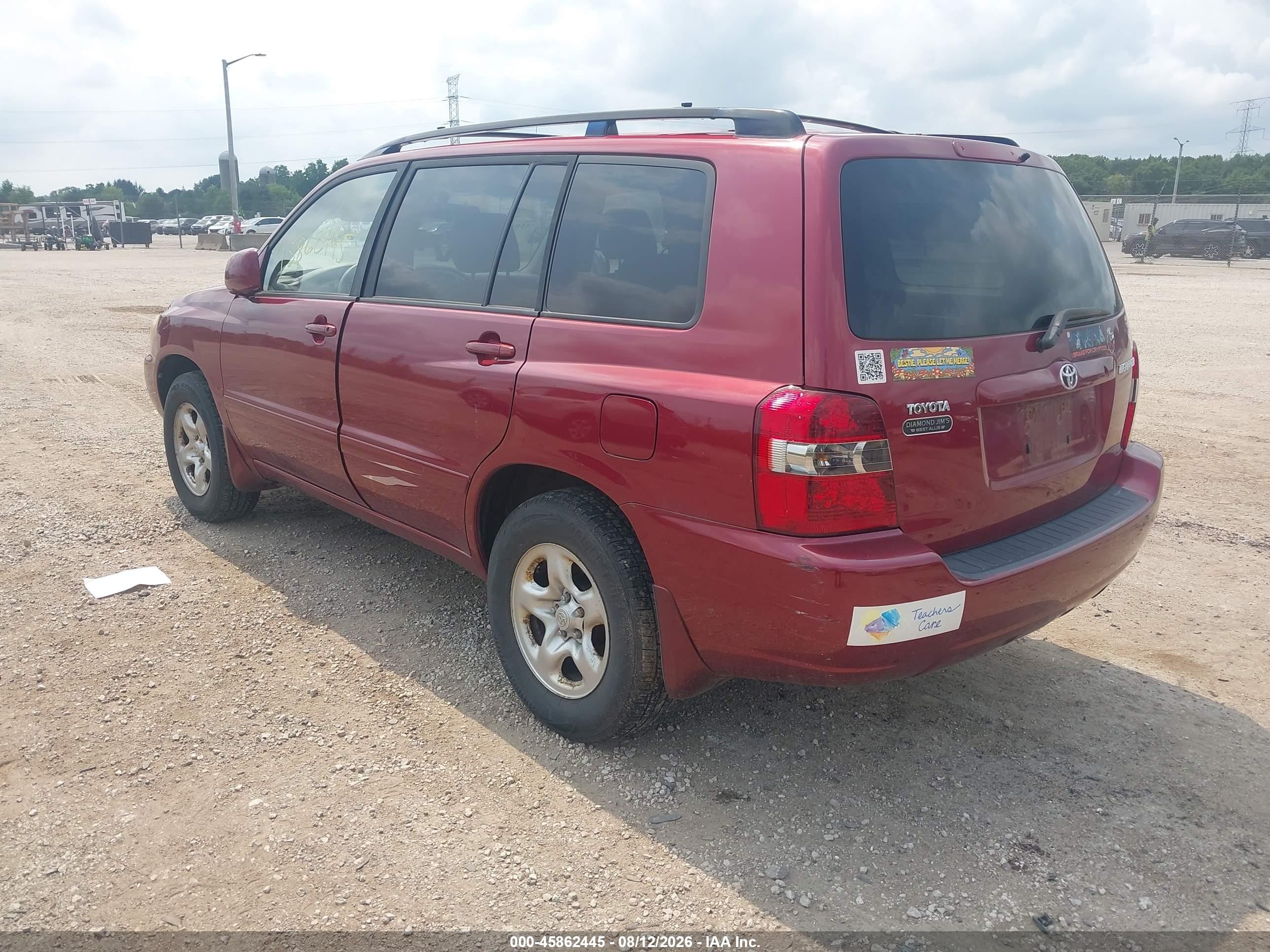 2005 Toyota Highlander   Maroon vin: JTEGD21A450108646