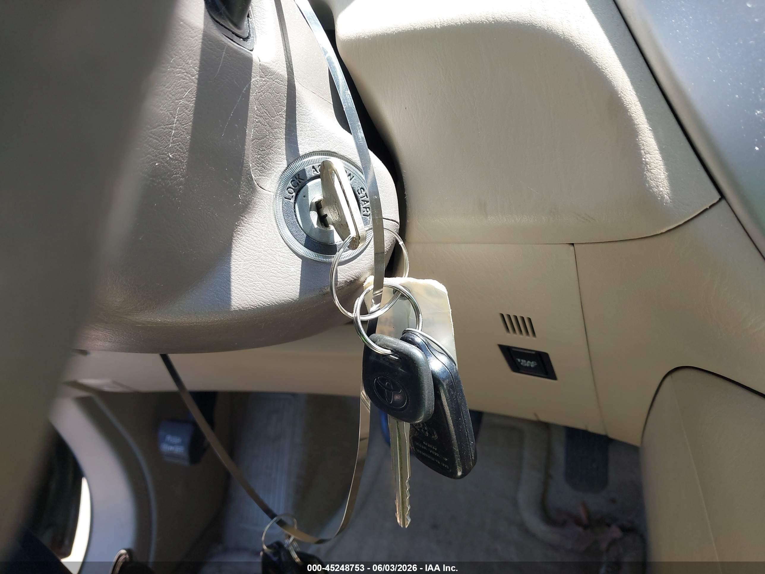 2006 Toyota Highlander   Green vin: JTEGD21A460143446
