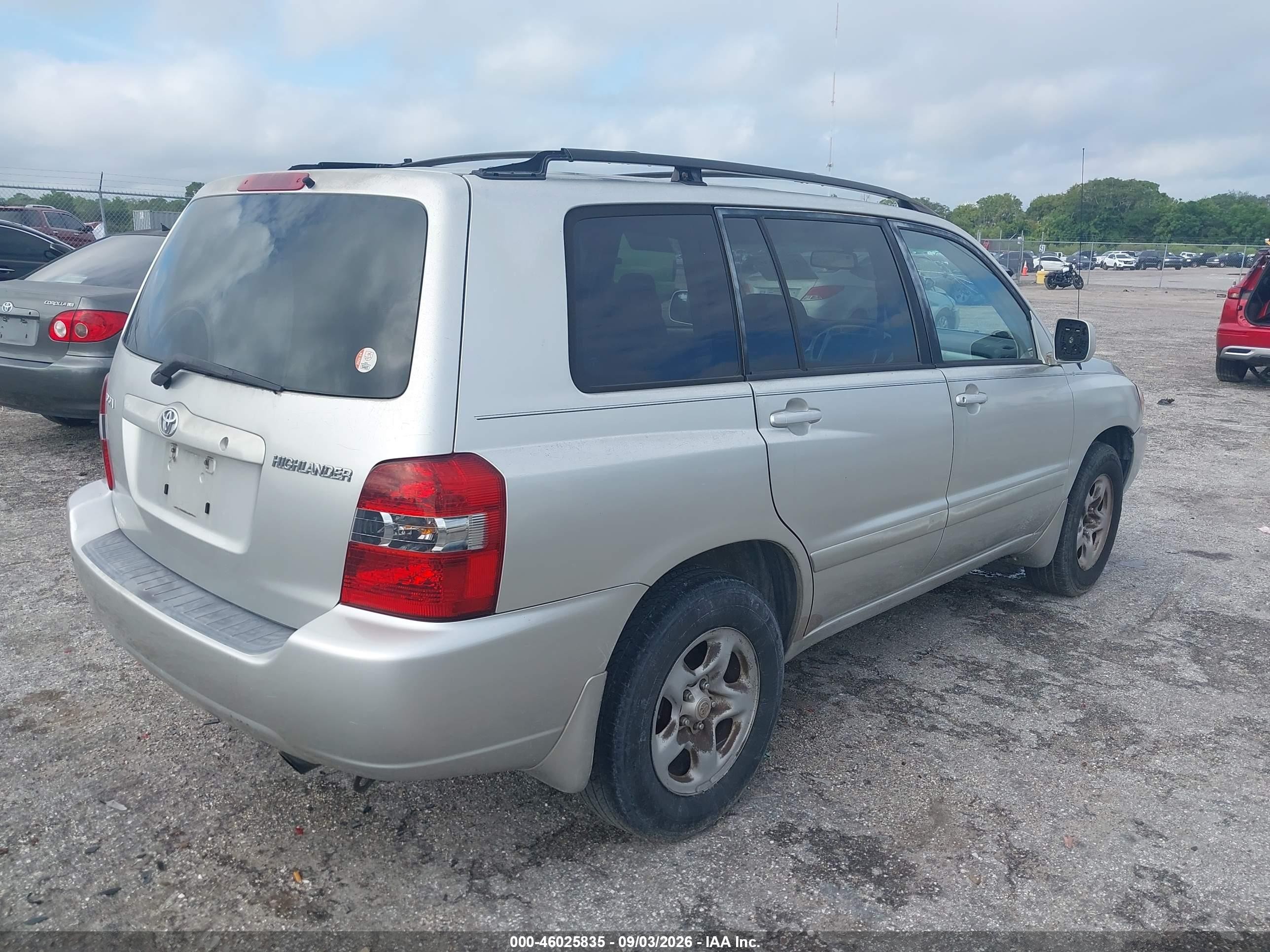 2006 Toyota Highlander   Silver vin: JTEGD21A460146959