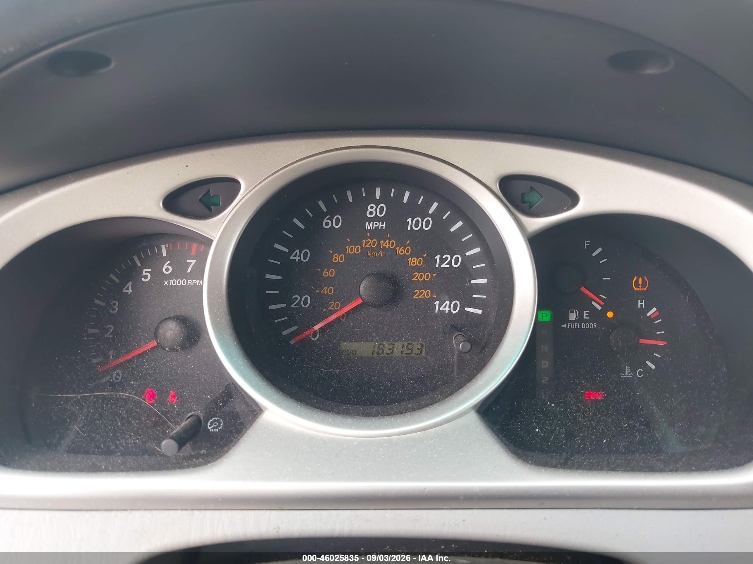 2006 Toyota Highlander   Silver vin: JTEGD21A460146959