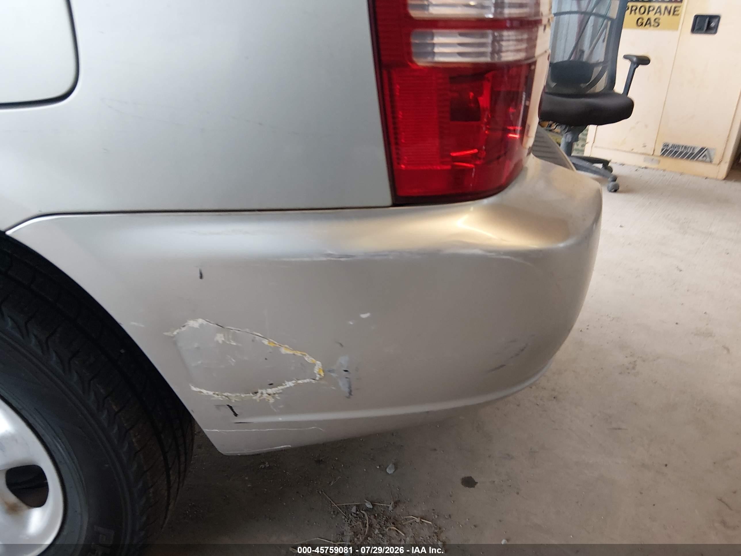 2003 Toyota Highlander   Серебряный vin: JTEGD21A530062970