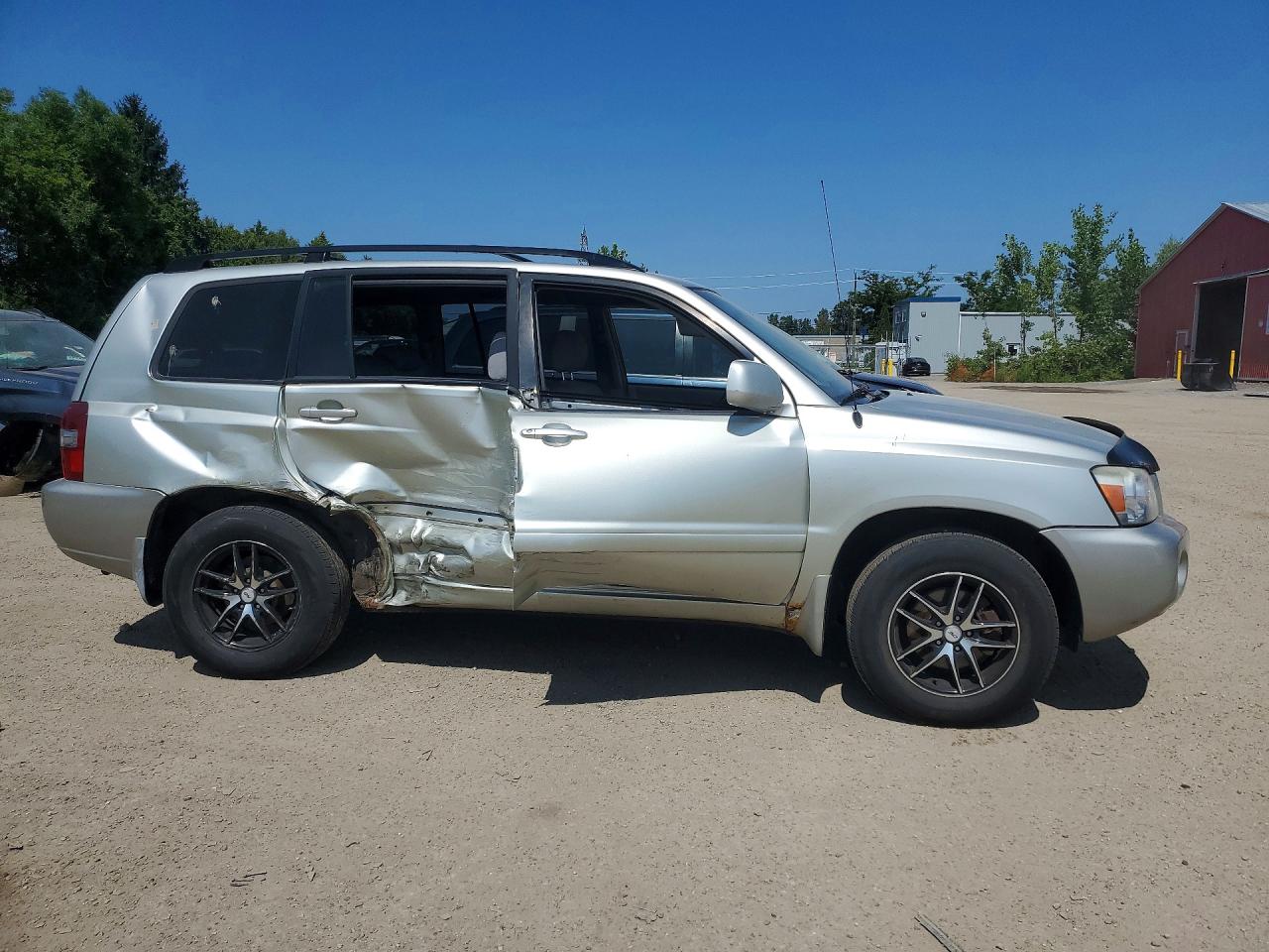 2005 Toyota Highlander Base Tan vin: JTEGD21A550117954