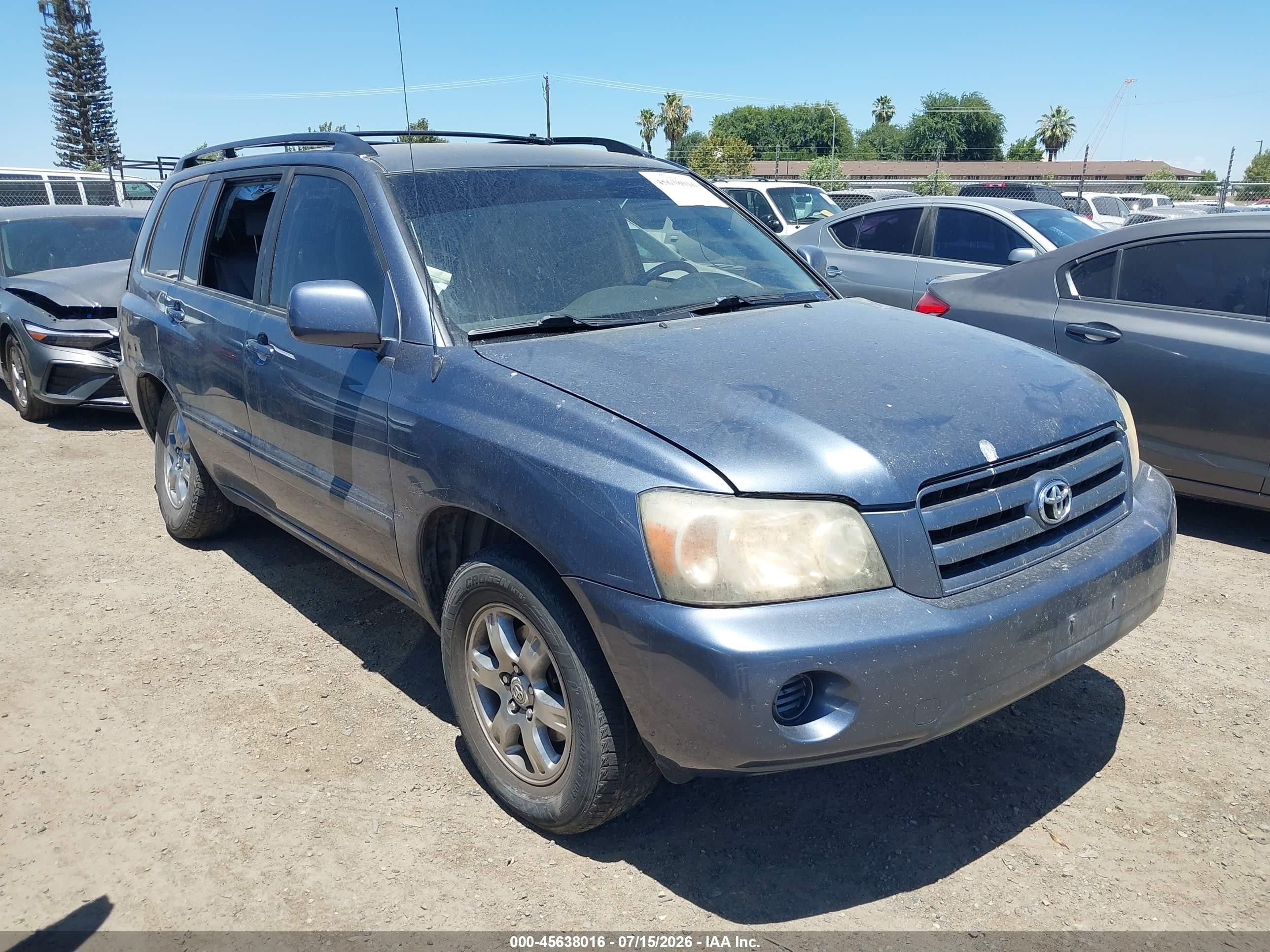 2005 Toyota Highlander   Navy vin: JTEGD21A550127402
