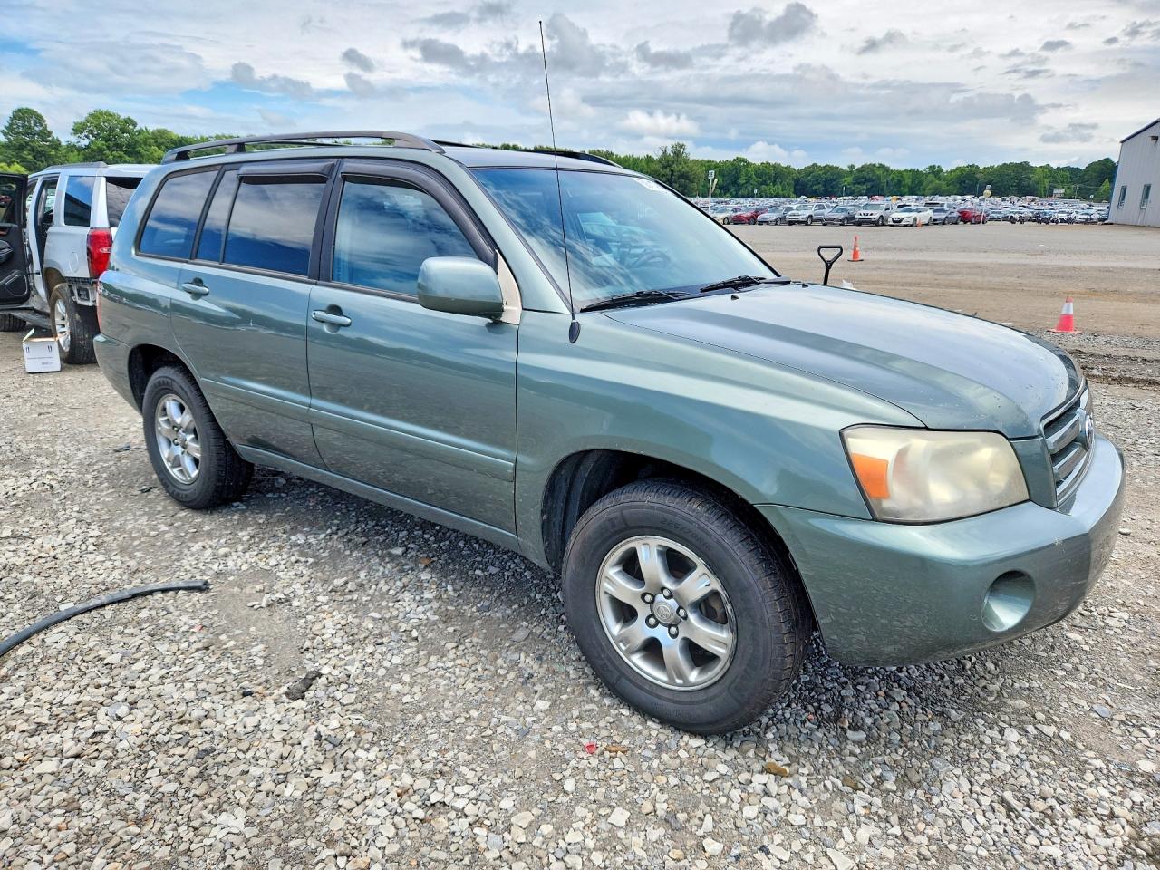 2006 Toyota Highlander Base Green vin: JTEGD21A560132505