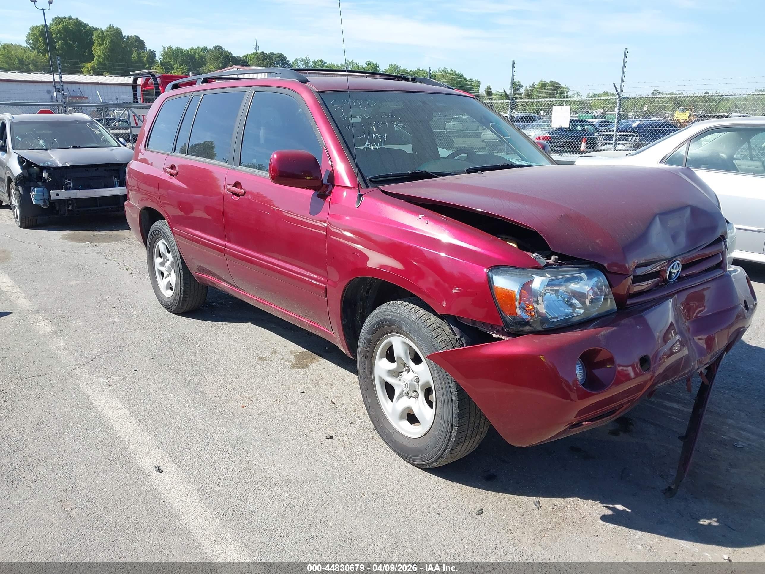 2006 Toyota Highlander   Burgundy vin: JTEGD21A560133976