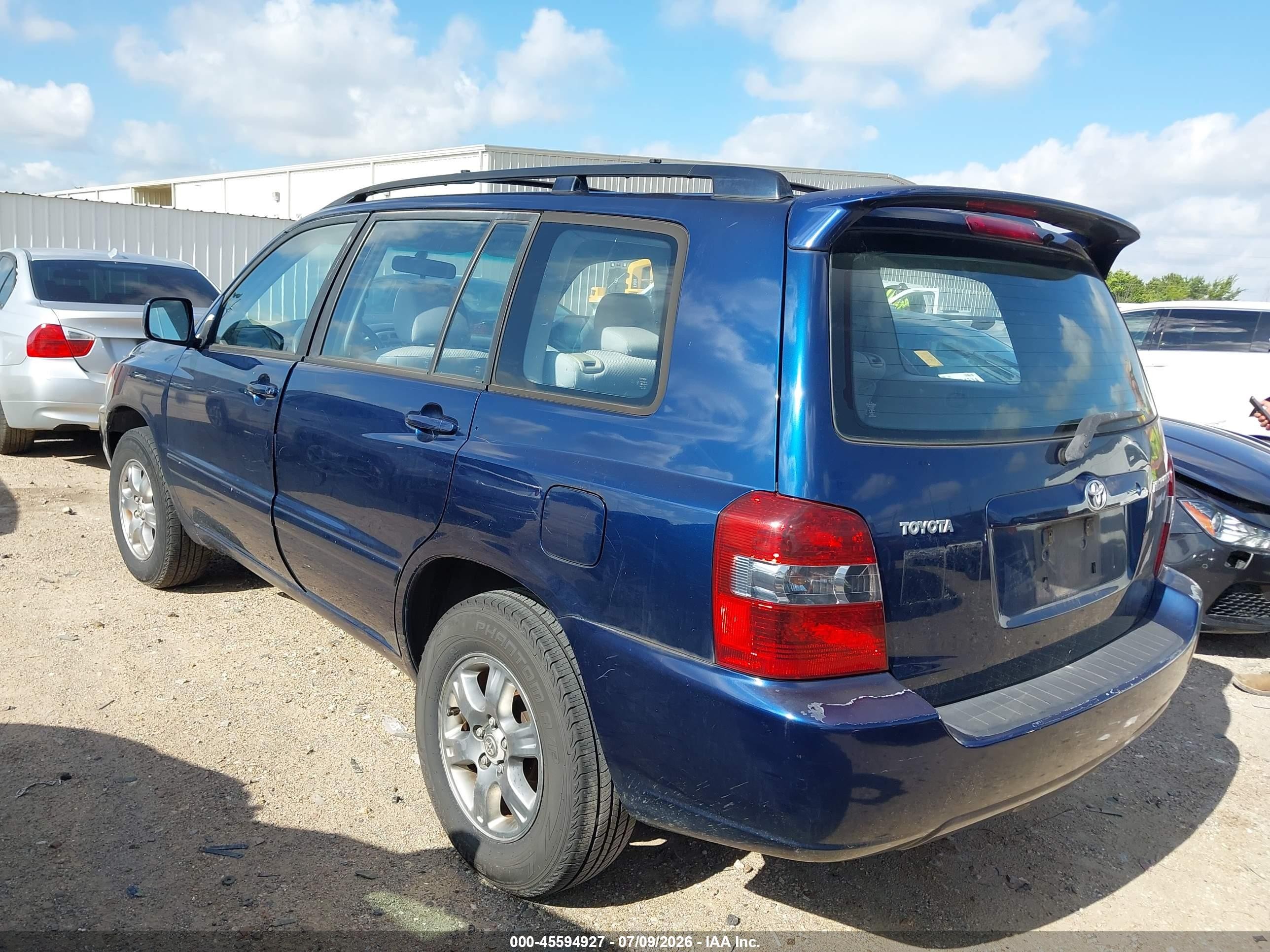 2007 Toyota Highlander   Blue vin: JTEGD21A570160547