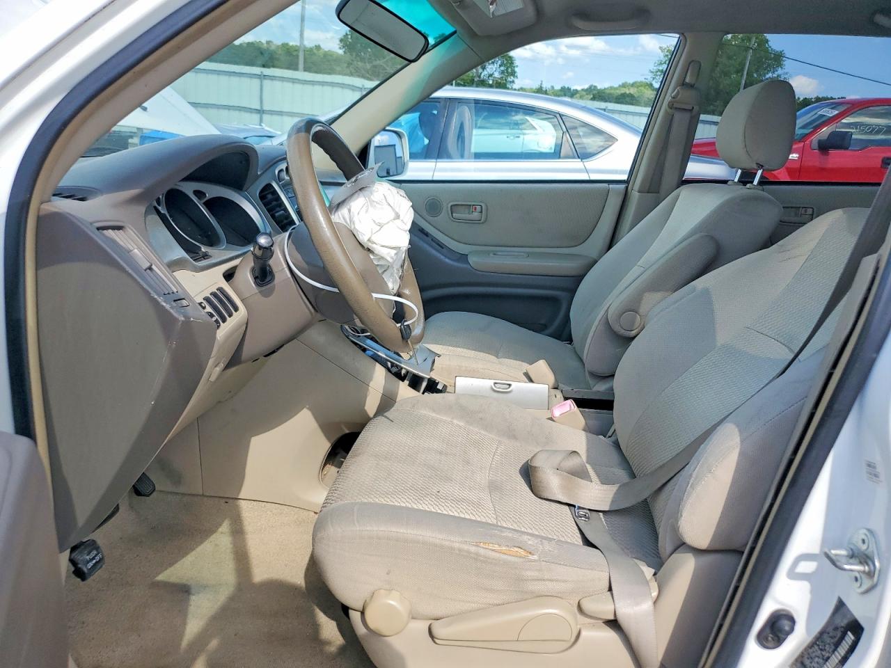 2006 Toyota Highlander Base Белый vin: JTEGD21A660132271