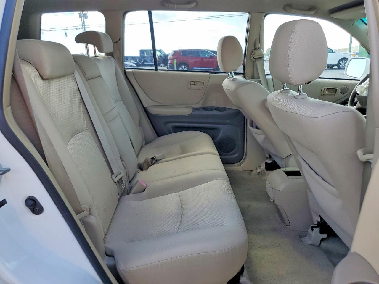 2006 Toyota Highlander Base Белый vin: JTEGD21A660132271