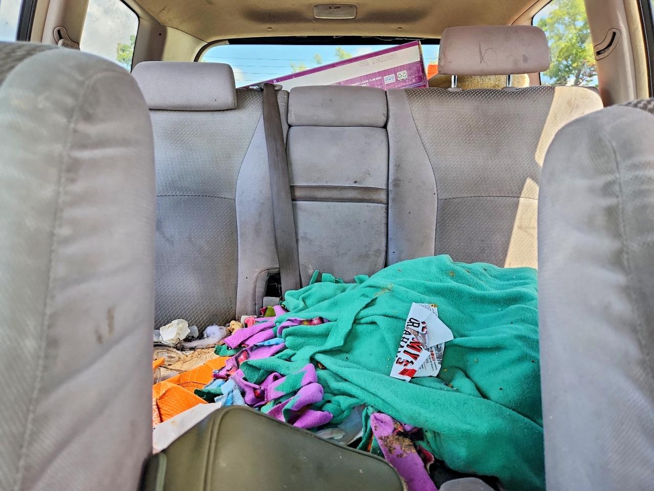 2006 Toyota Highlander Base Черный vin: JTEGD21A660140175