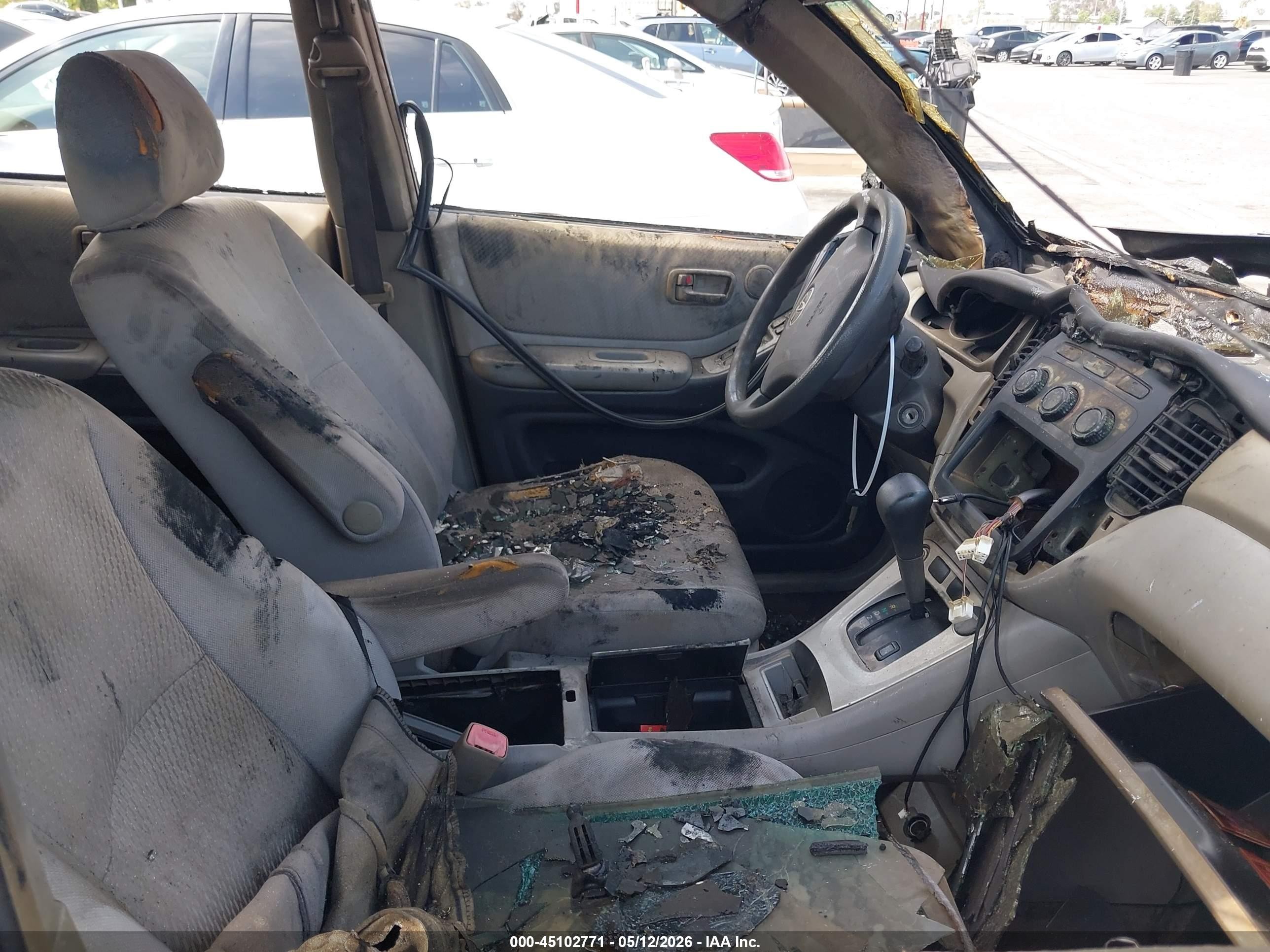 2006 Toyota Highlander   Black vin: JTEGD21A660142556