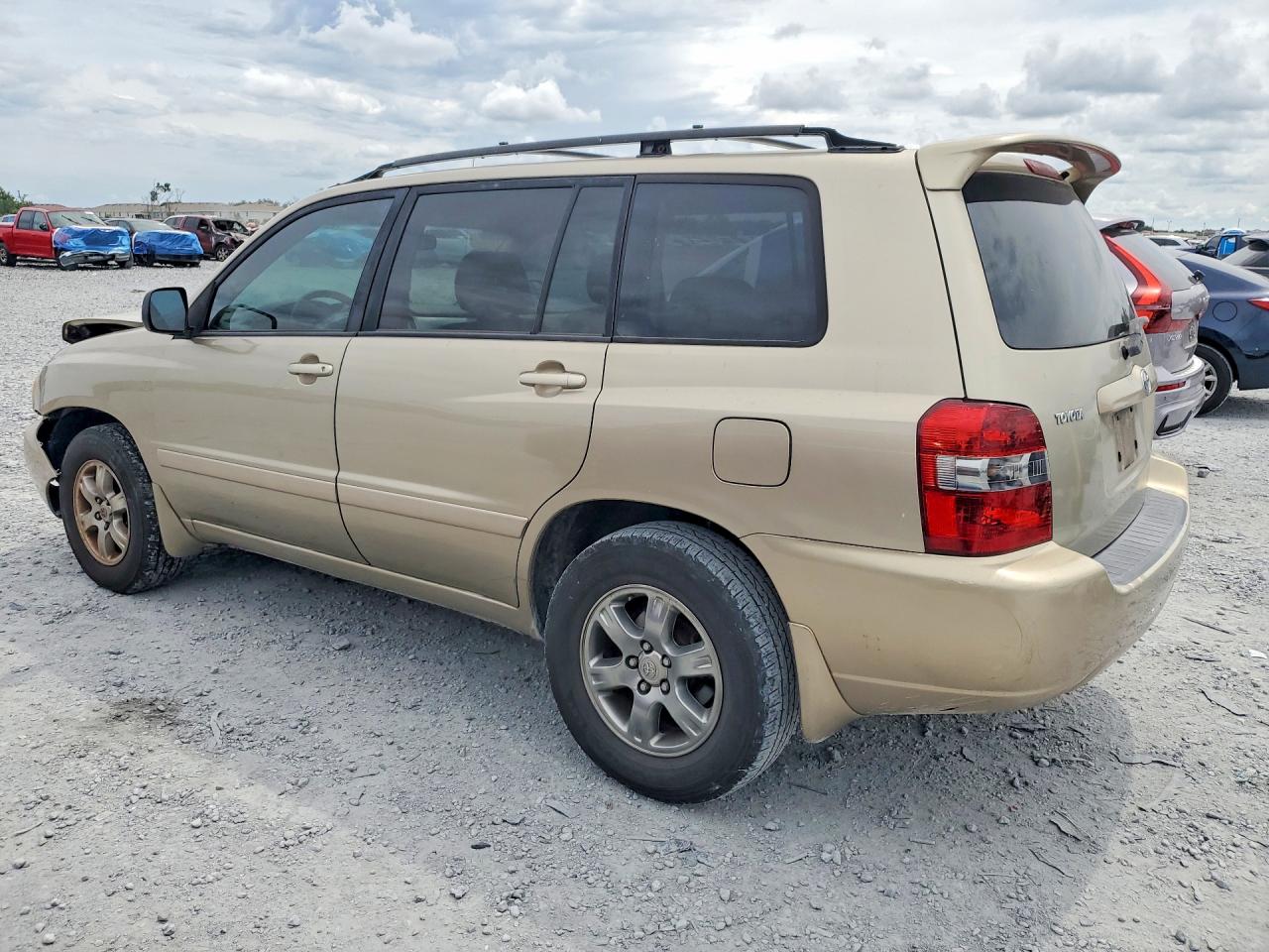 2007 Toyota Highlander Base Gold vin: JTEGD21A670157348
