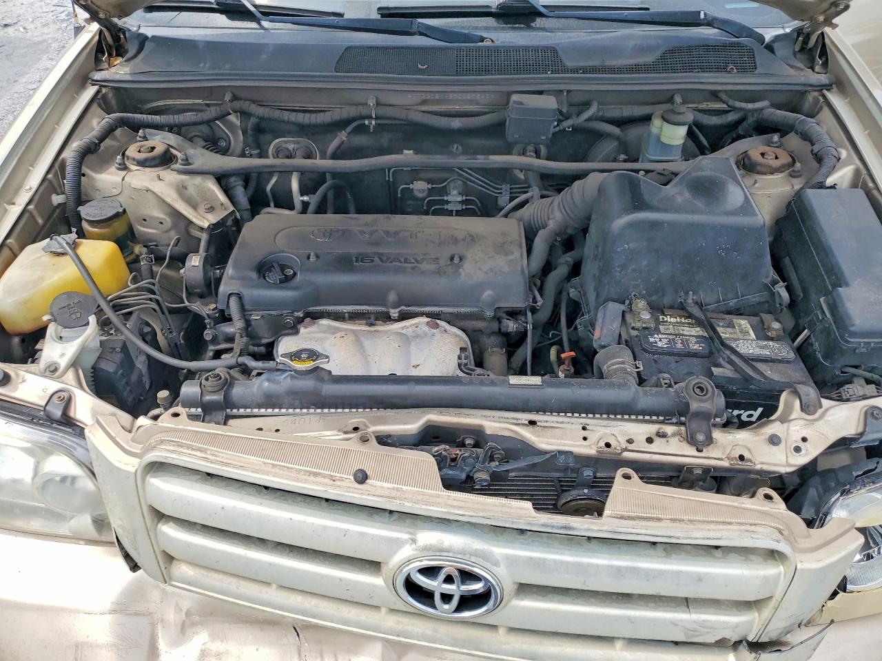 2007 Toyota Highlander Base Gold vin: JTEGD21A670157348