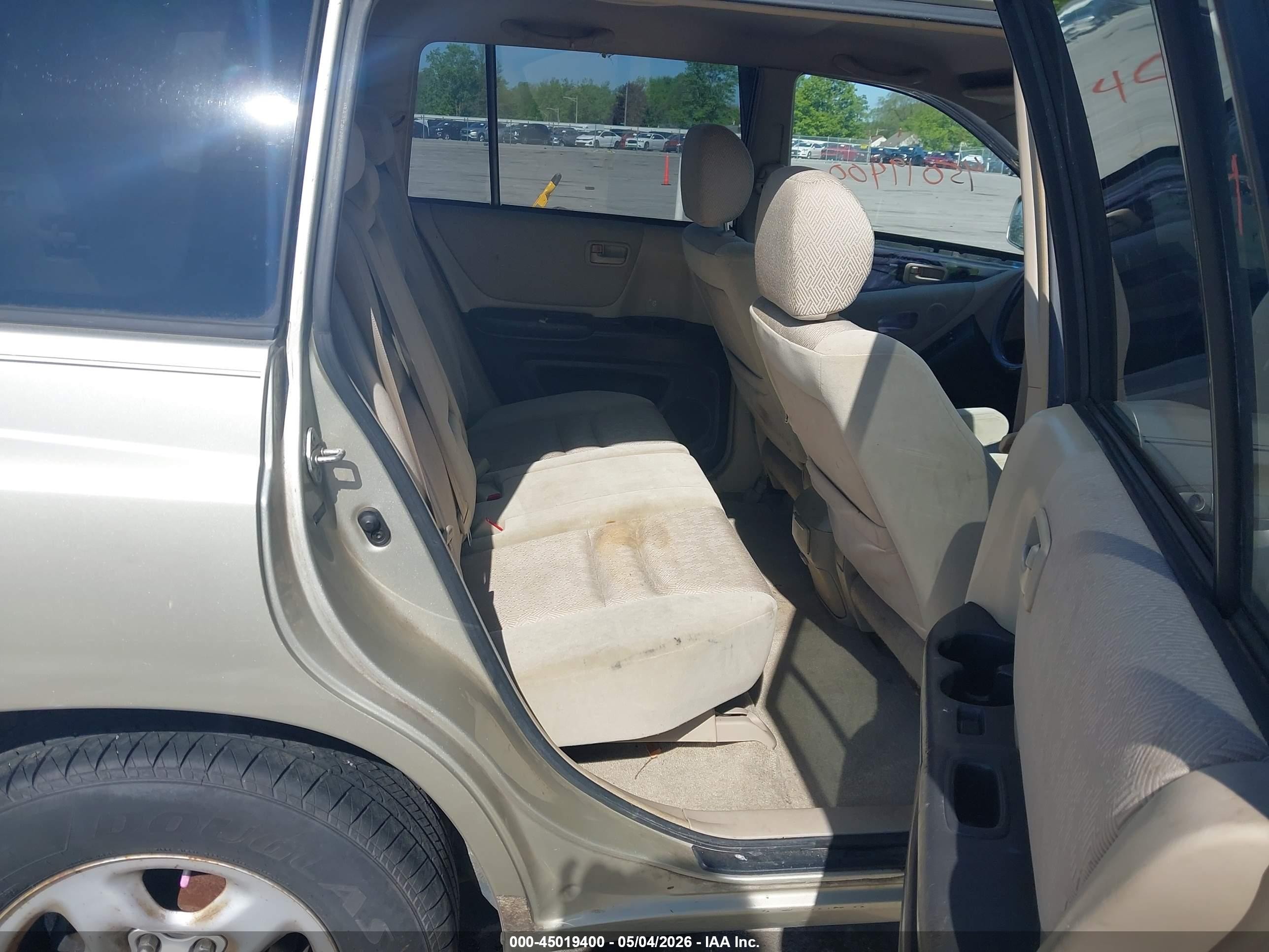 2003 Toyota Highlander   Tan vin: JTEGD21A730067720