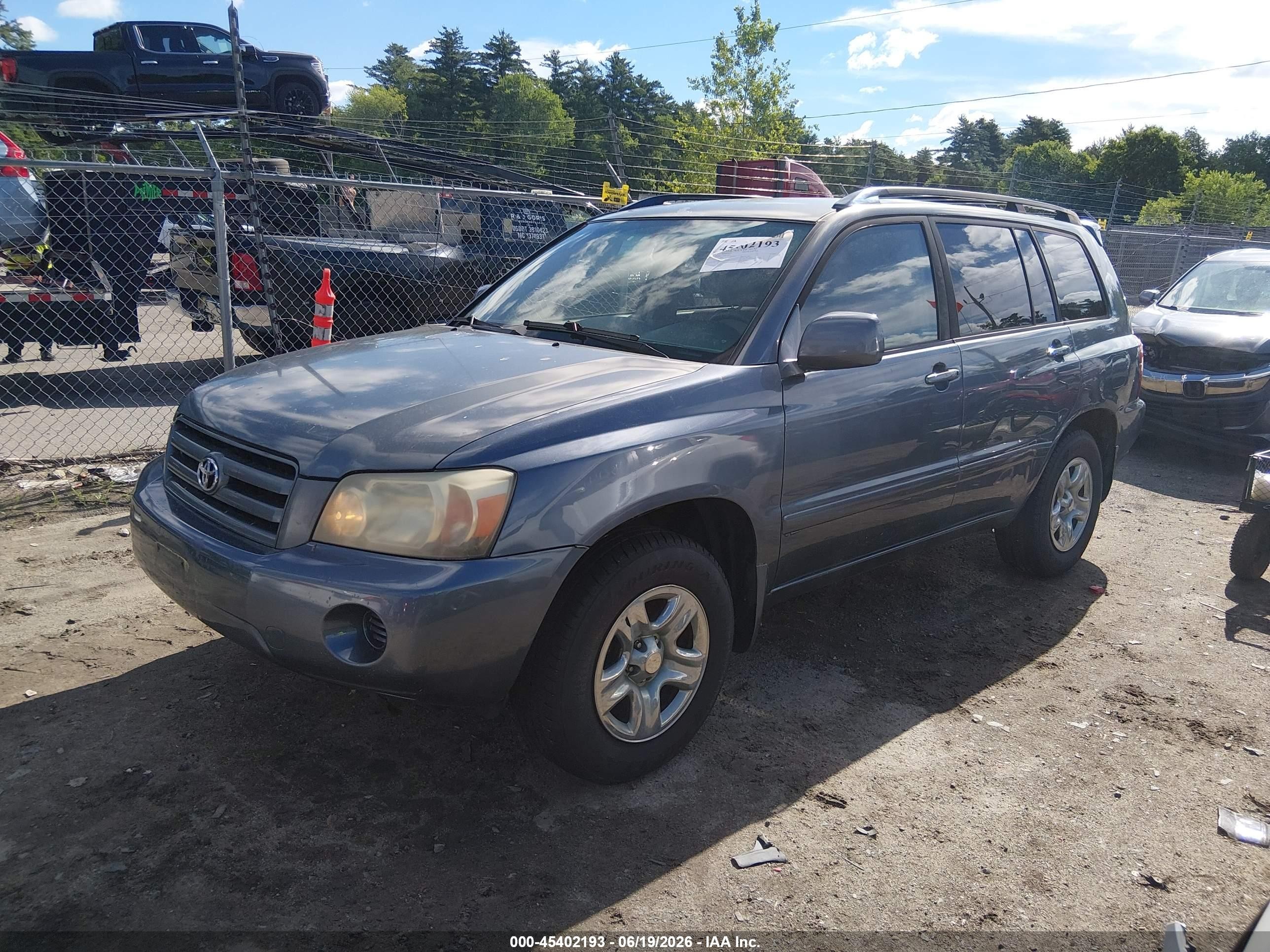 2004 Toyota Highlander   Blue vin: JTEGD21A740077830
