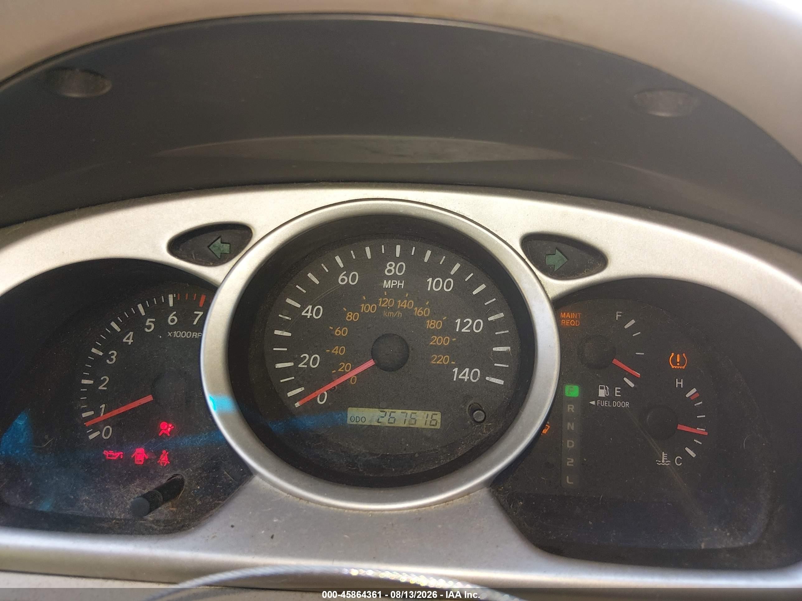 2005 Toyota Highlander   White vin: JTEGD21A750109760