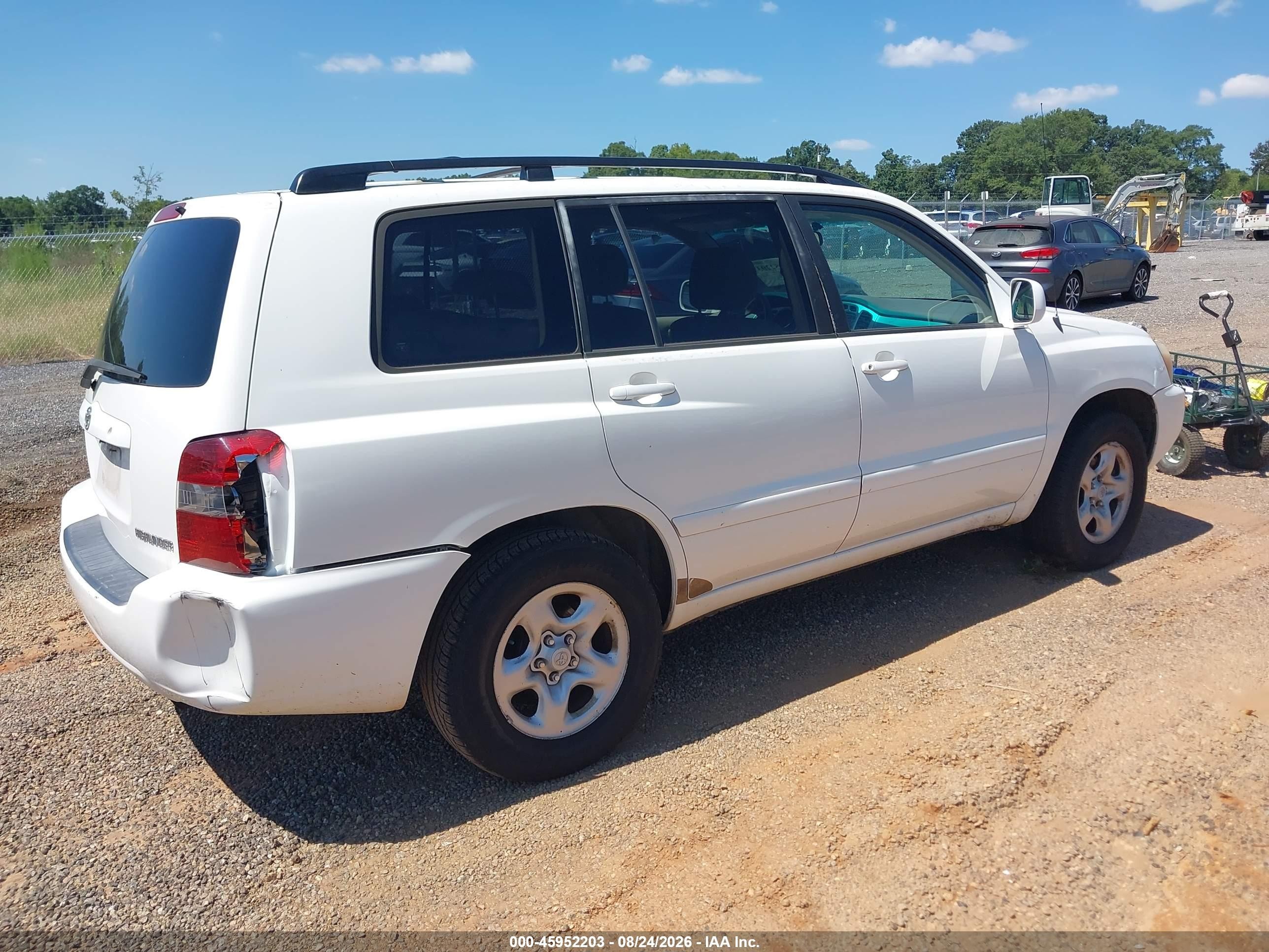 2006 Toyota Highlander   White vin: JTEGD21A760132487
