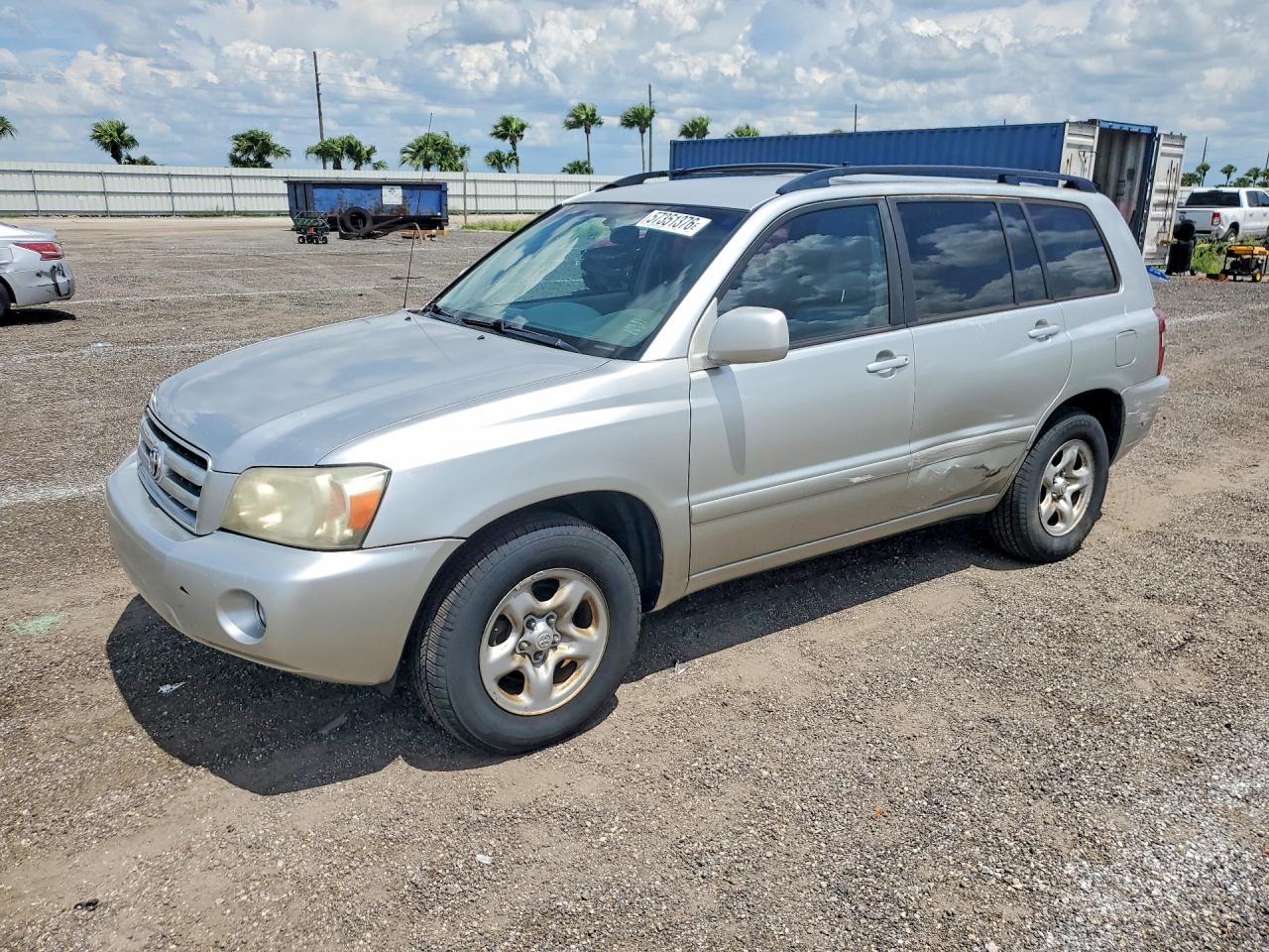 2006 Toyota Highlander Base Silver vin: JTEGD21A760142842