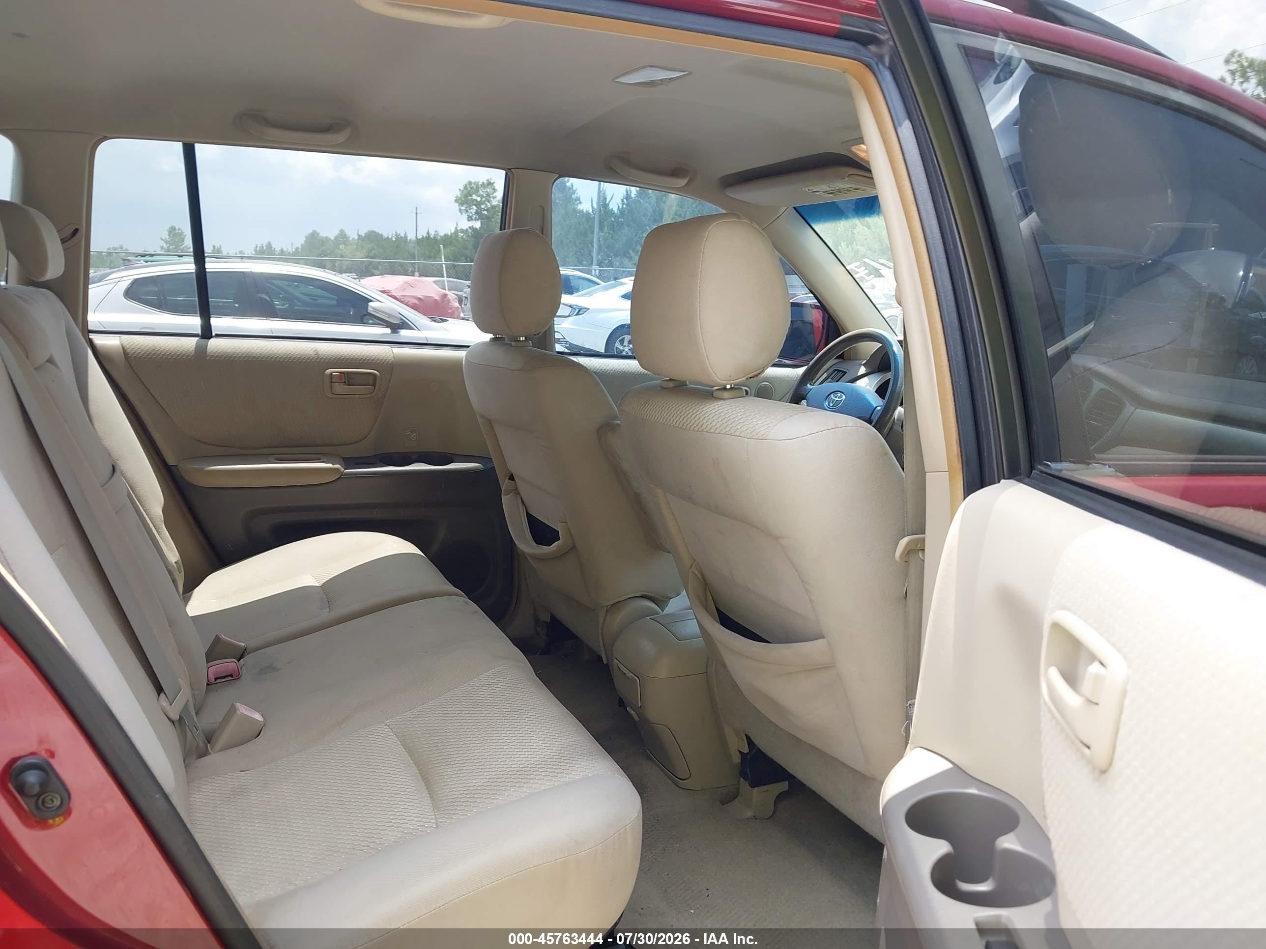 2004 Toyota Highlander   Red vin: JTEGD21A840103688