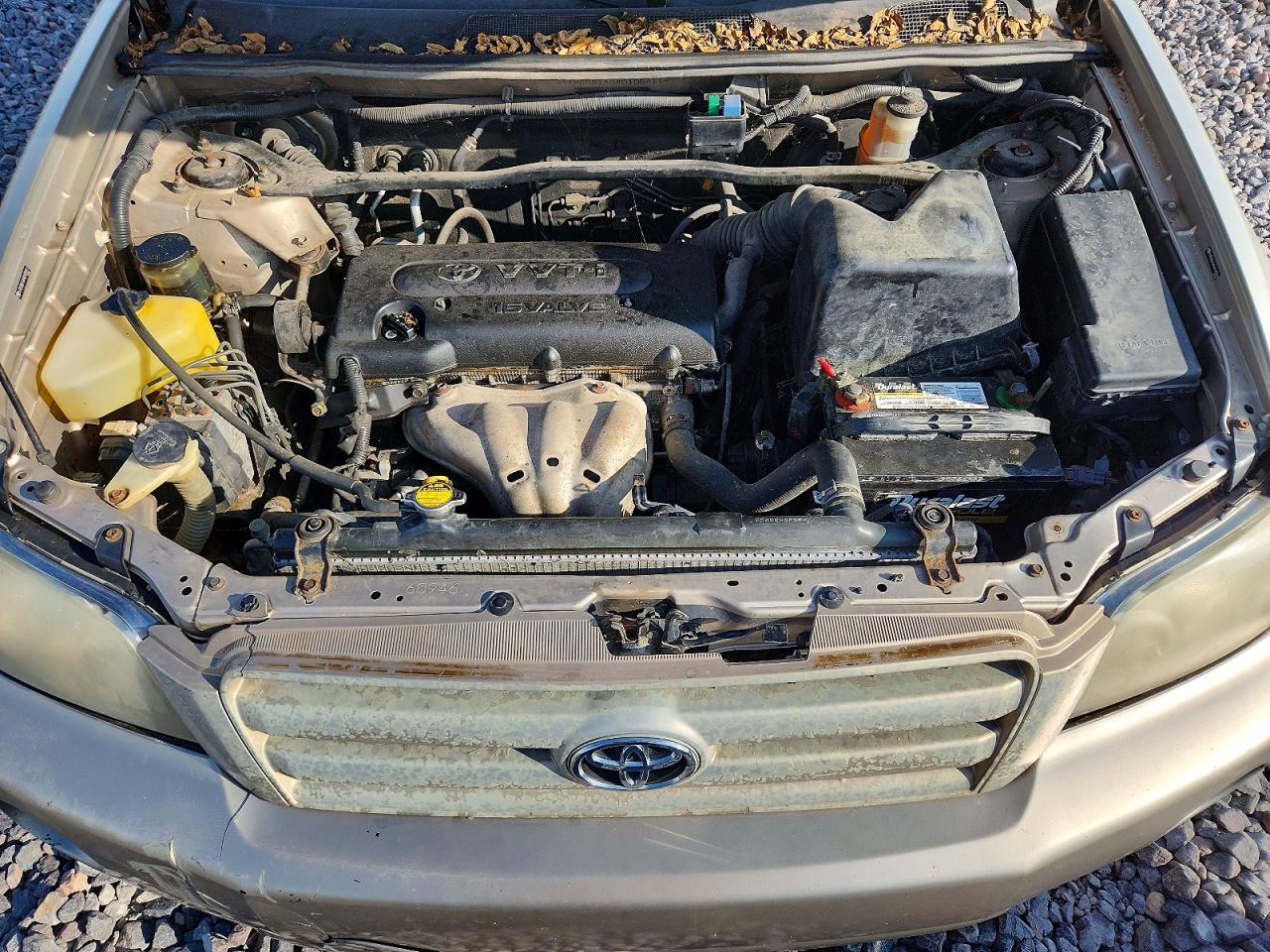 2004 Toyota Highlander Base Gold vin: JTEGD21A840105411